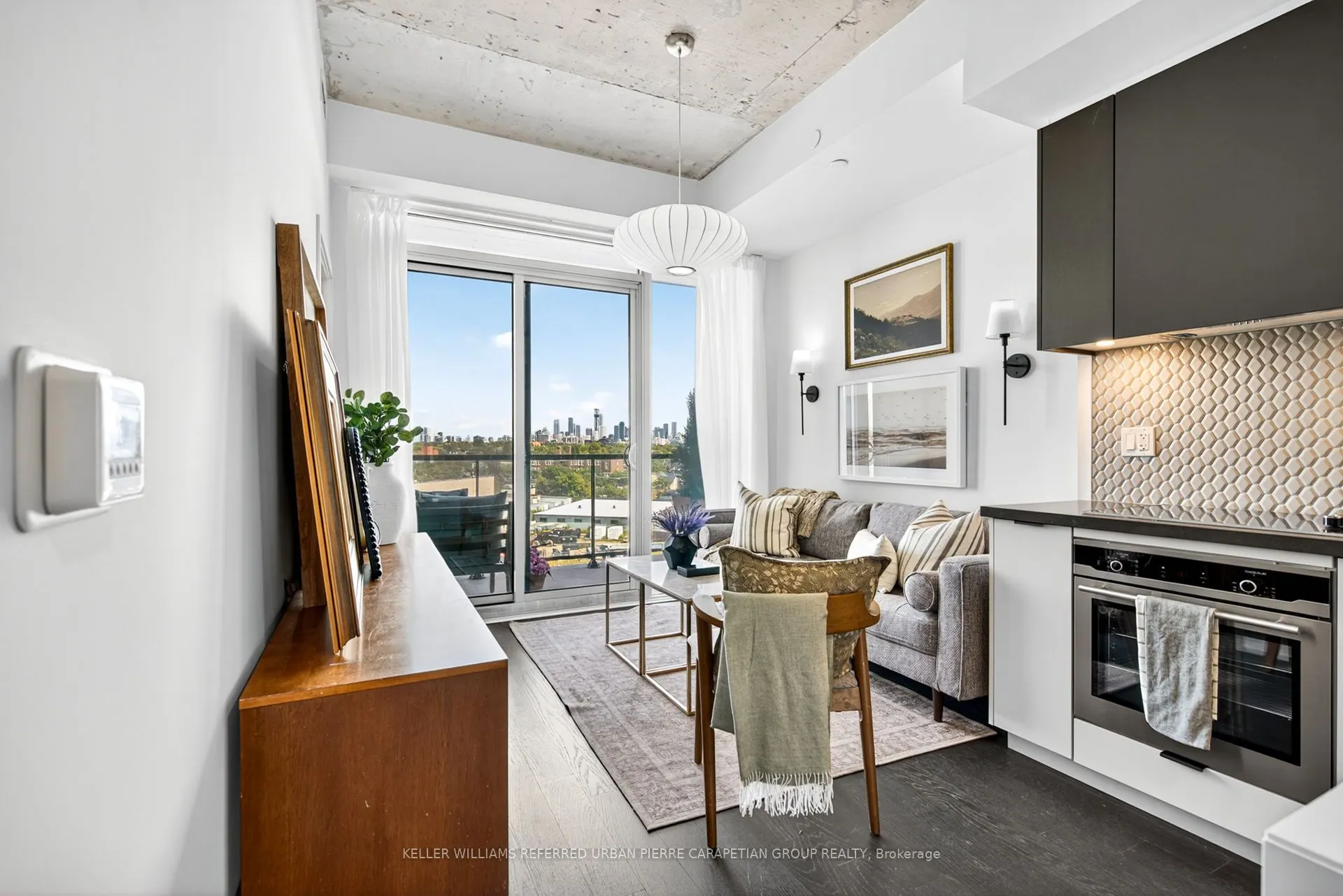 57 Brock Avenue, #702