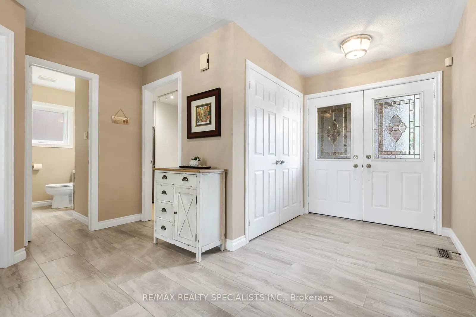 6859 Summer Heights Drive
