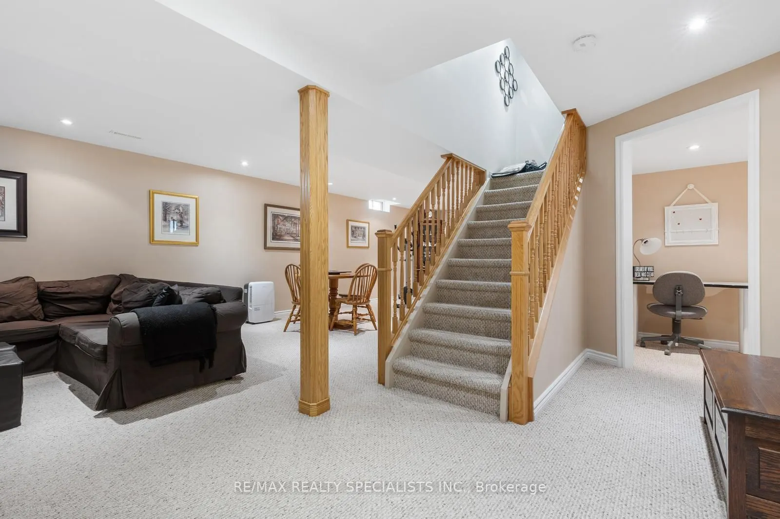 6859 Summer Heights Drive