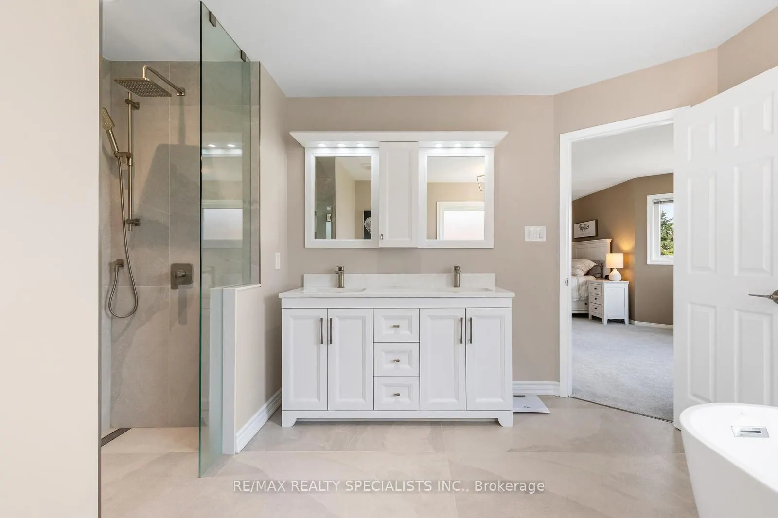 6859 Summer Heights Drive