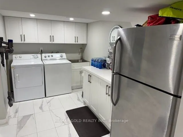 31 Cathedral Road