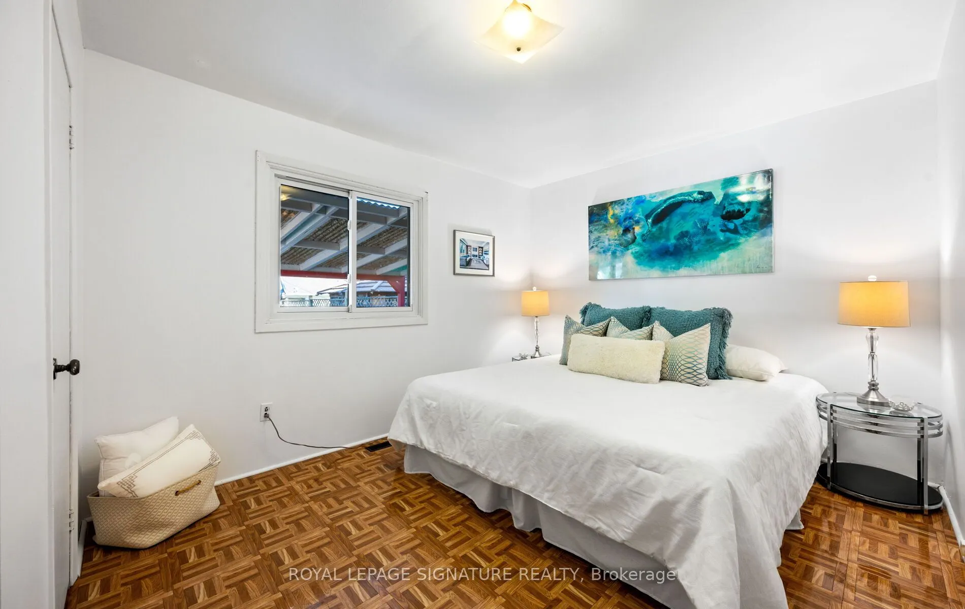 61 Foch Avenue