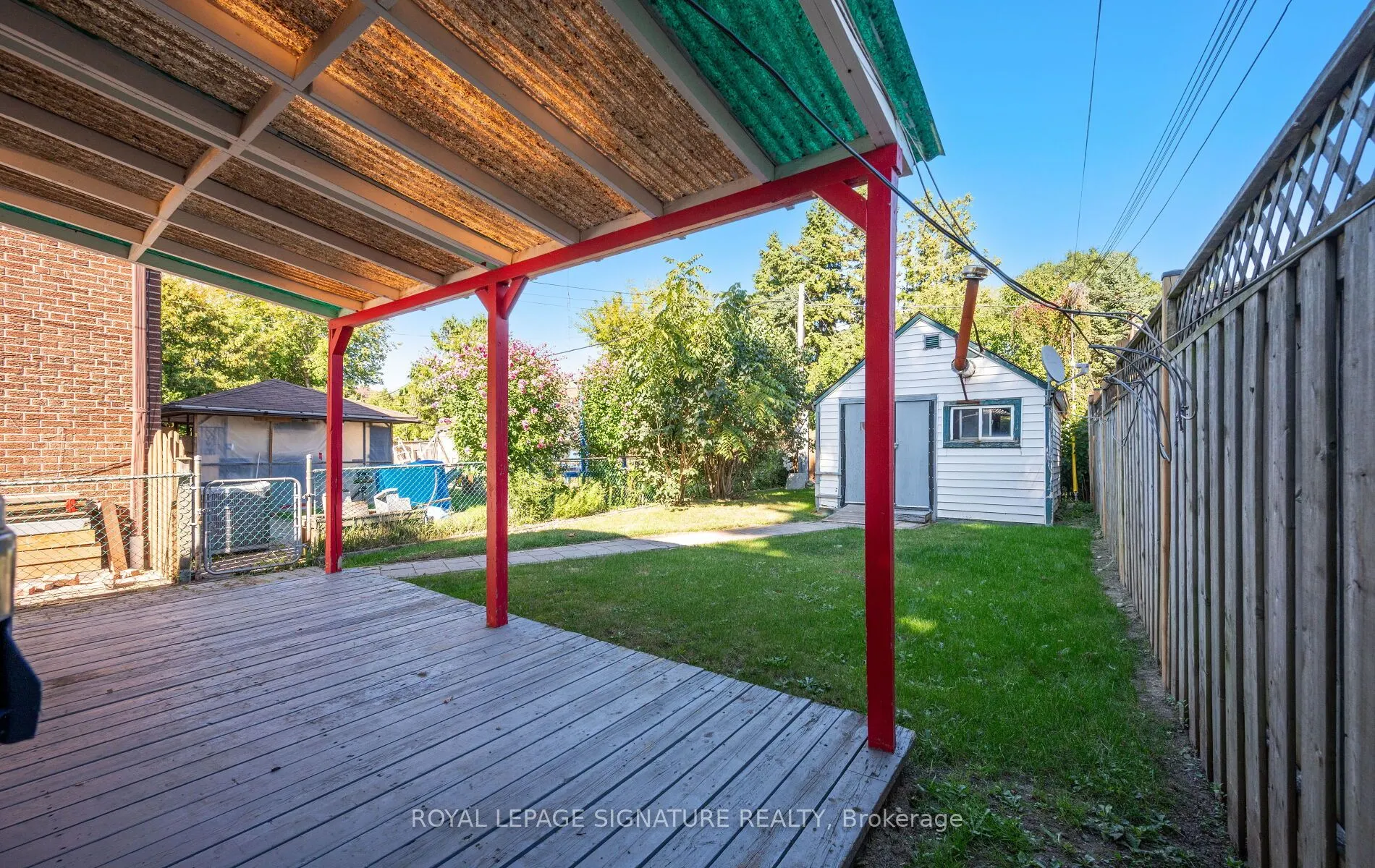 61 Foch Avenue