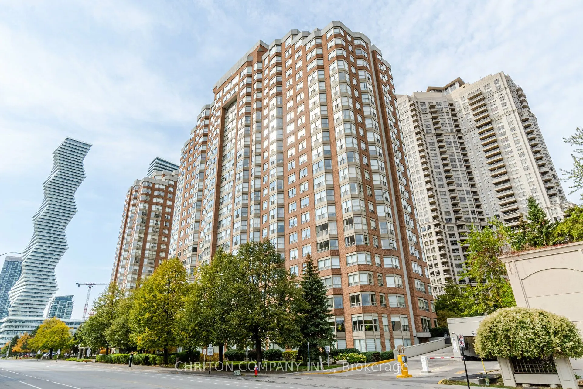 325 Webb Drive, #802