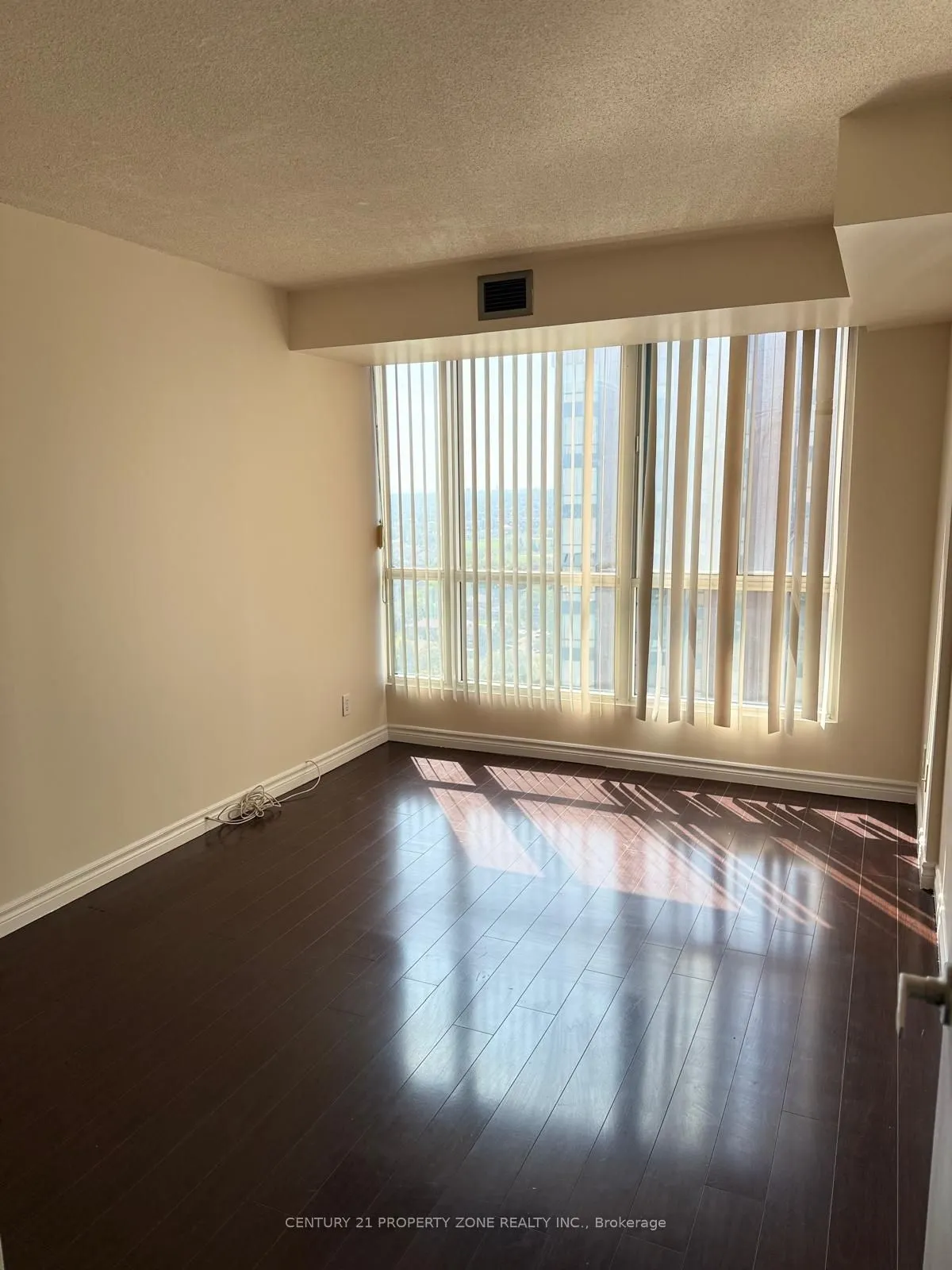 145 Hillcrest Avenue, #2113