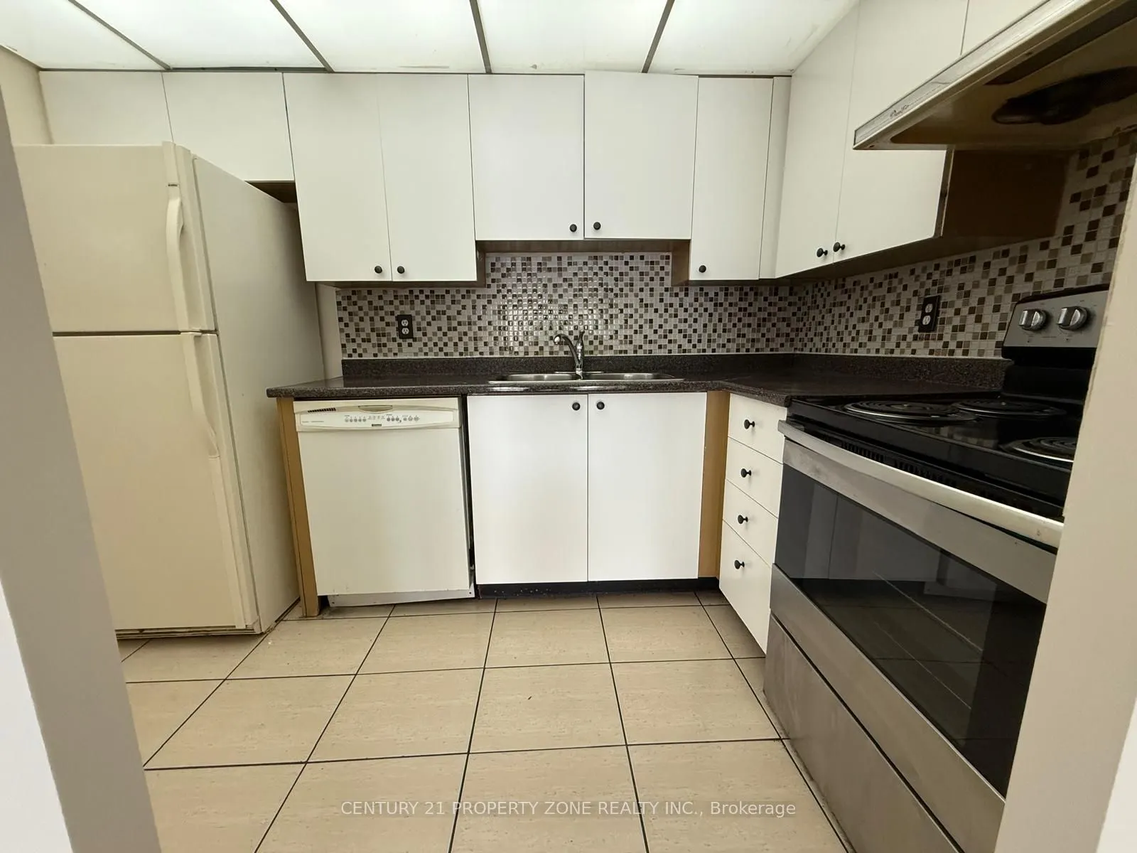 145 Hillcrest Avenue, #2113