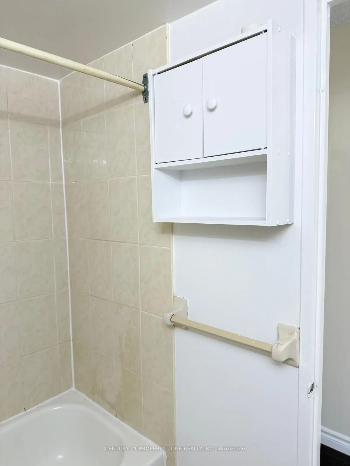 145 Hillcrest Avenue, #2113