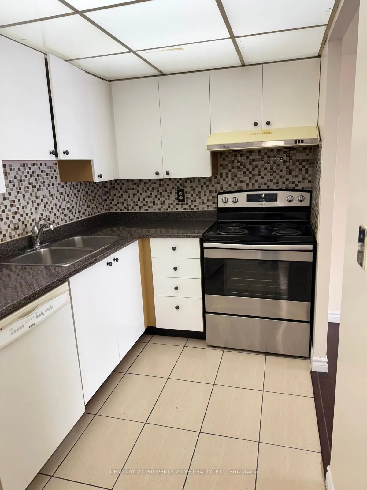 145 Hillcrest Avenue, #2113