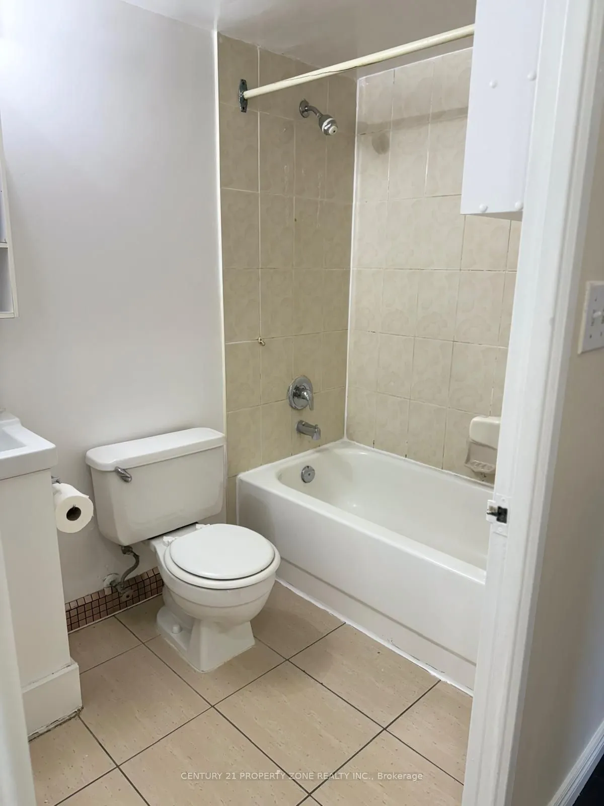 145 Hillcrest Avenue, #2113