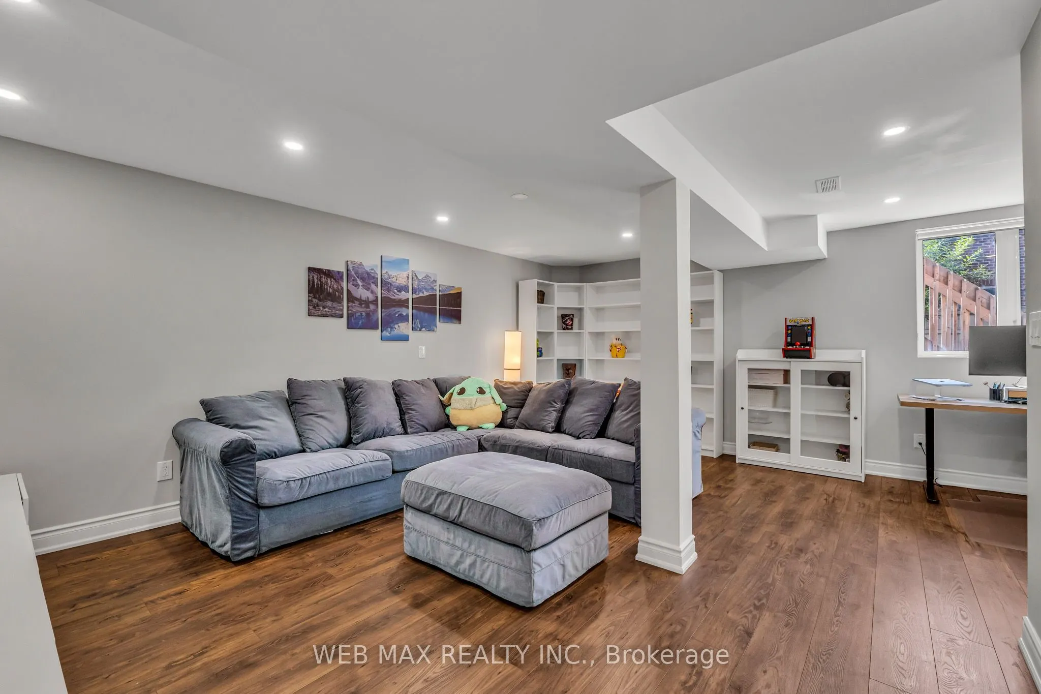 3360 Mikalda Road
