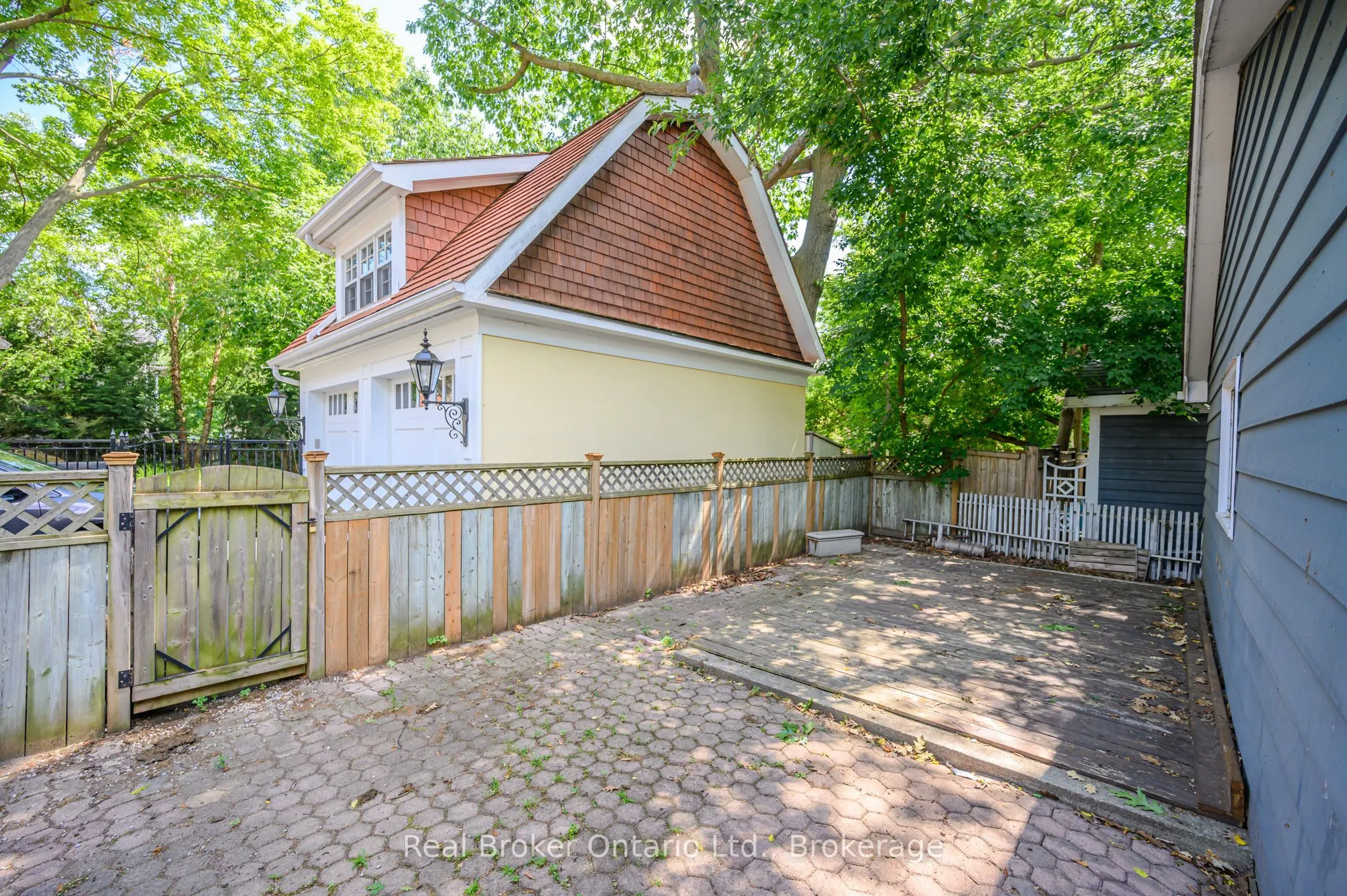 374 Spruce Street