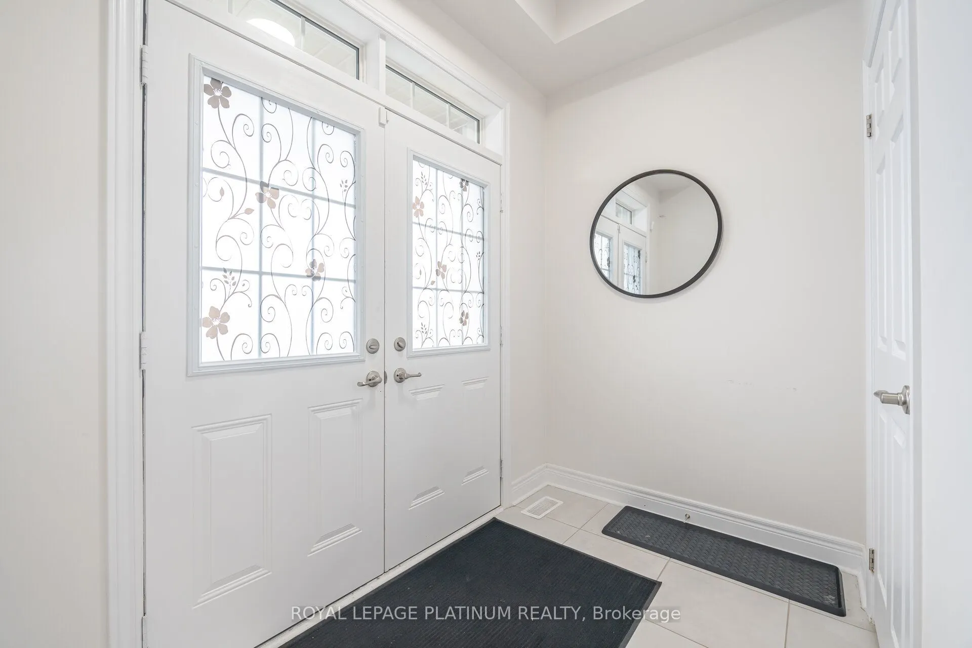 29 Overstone Road