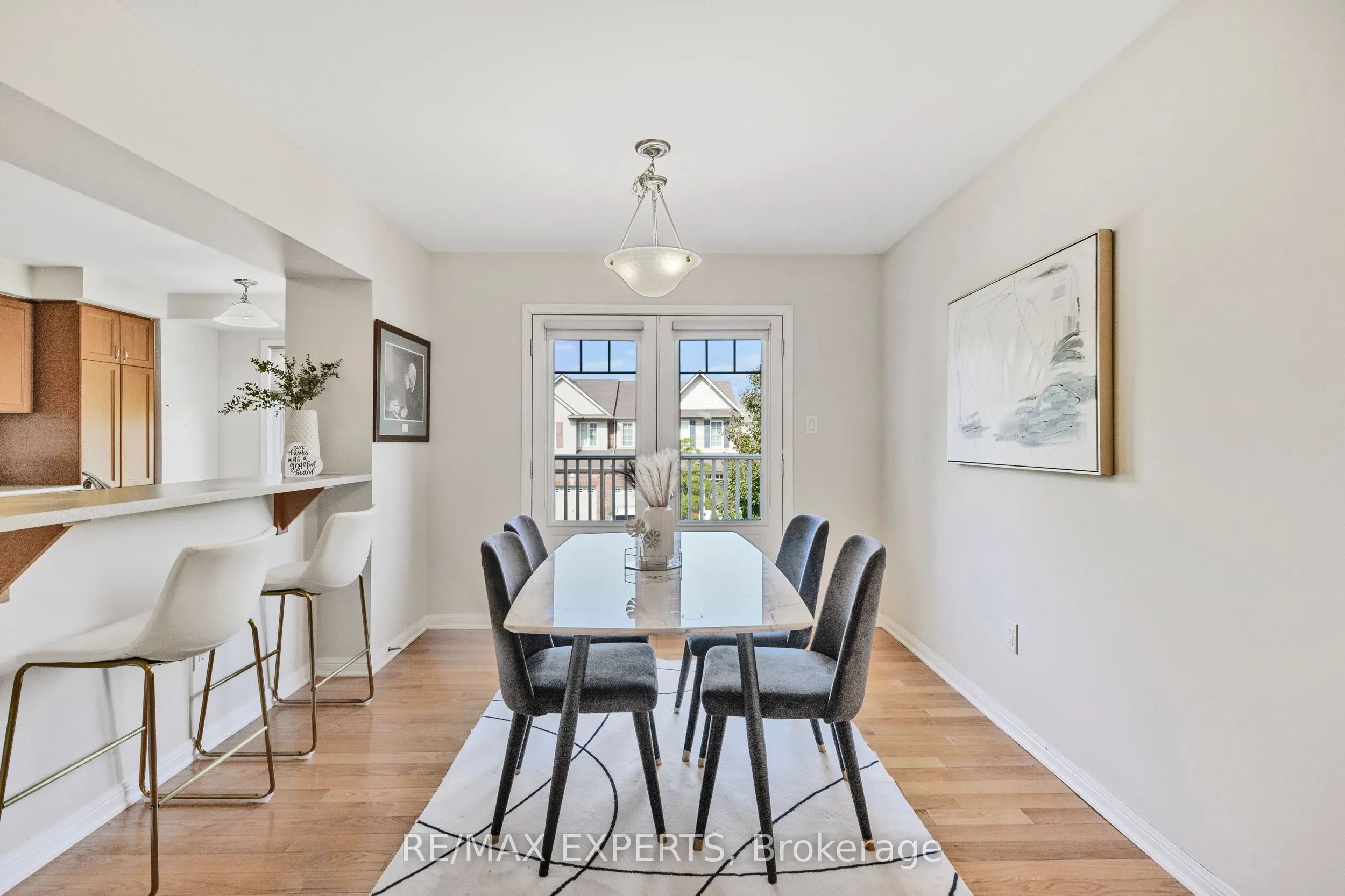 217 Woodley Crescent