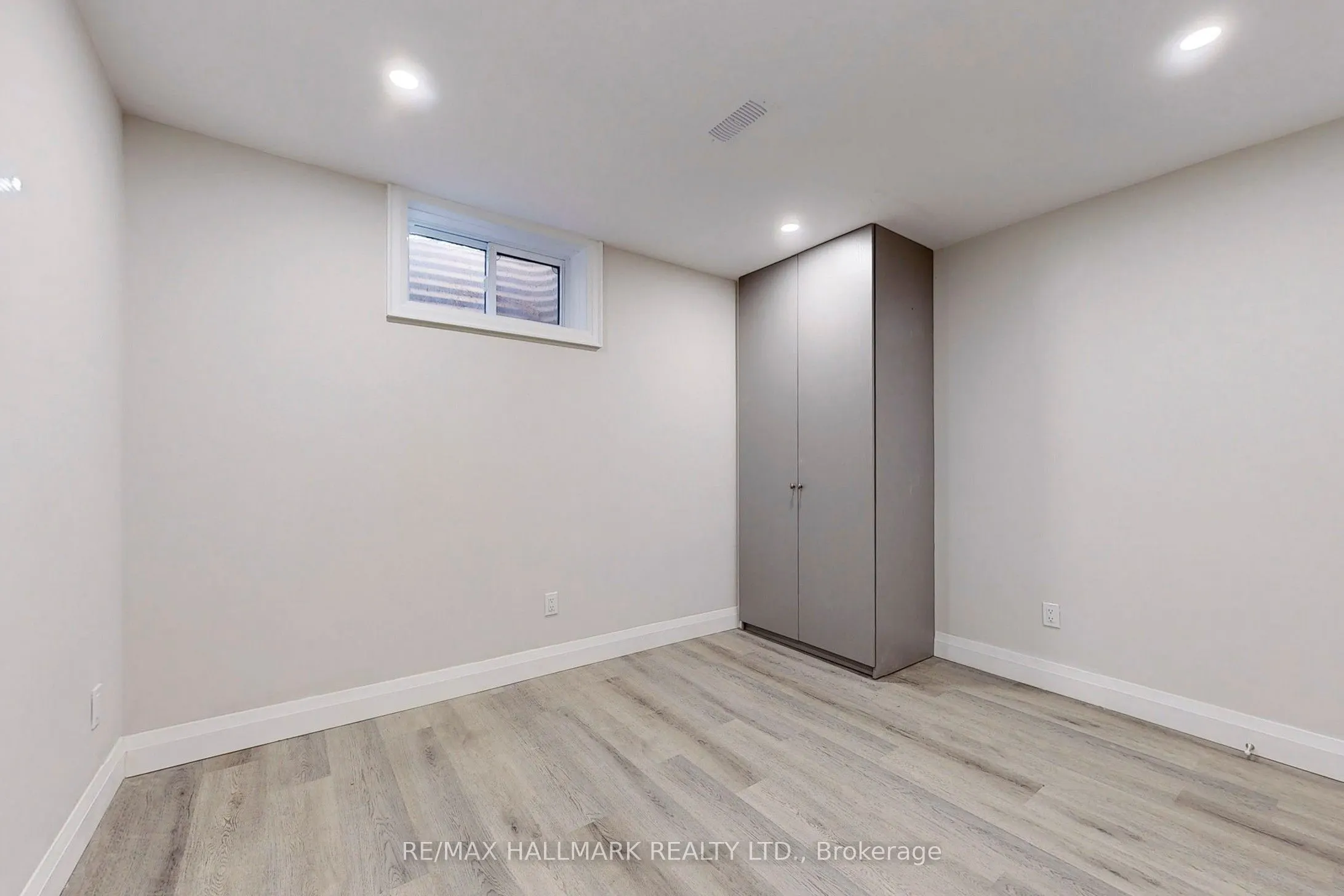 36 Farley Crescent, #Lower