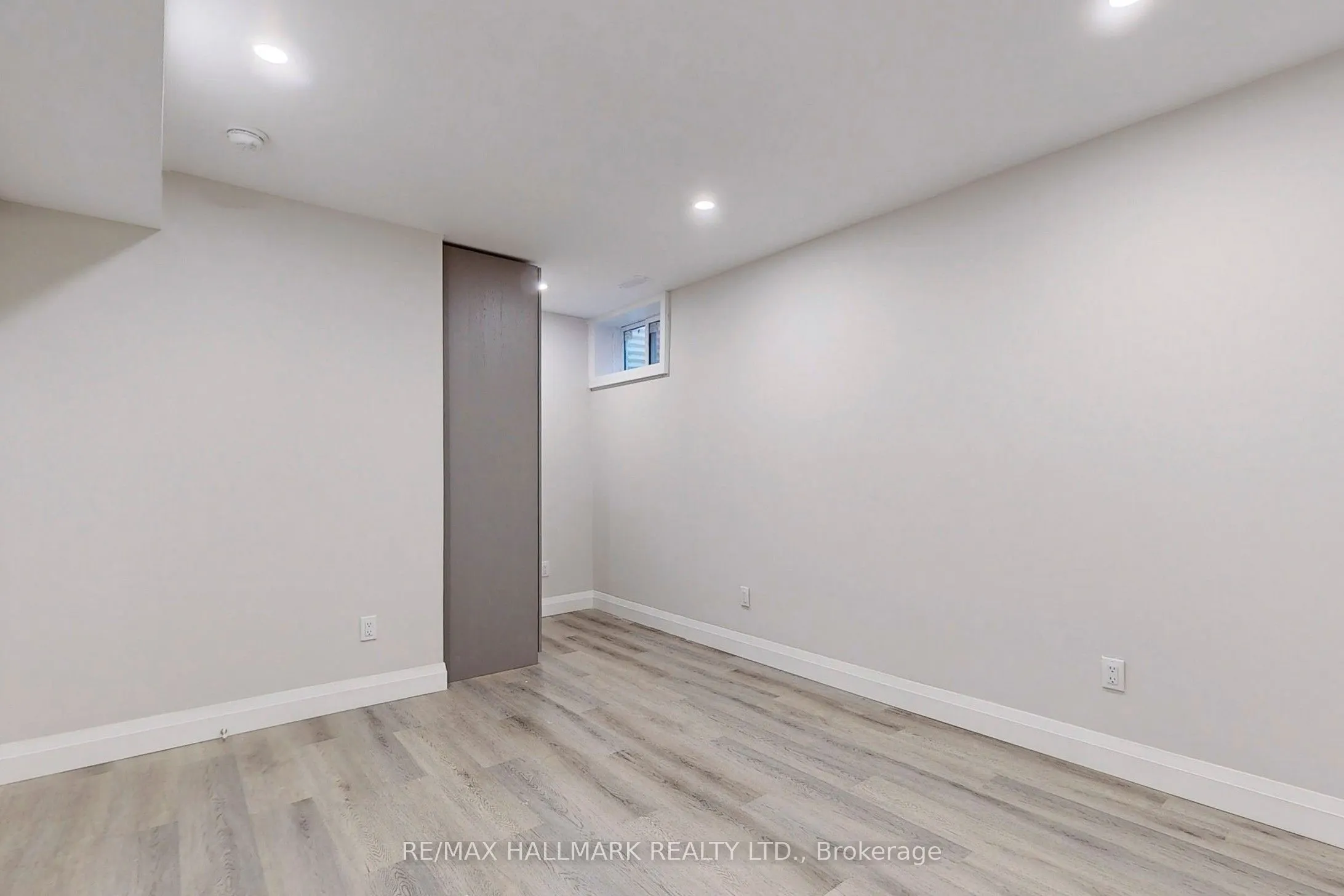 36 Farley Crescent, #Lower
