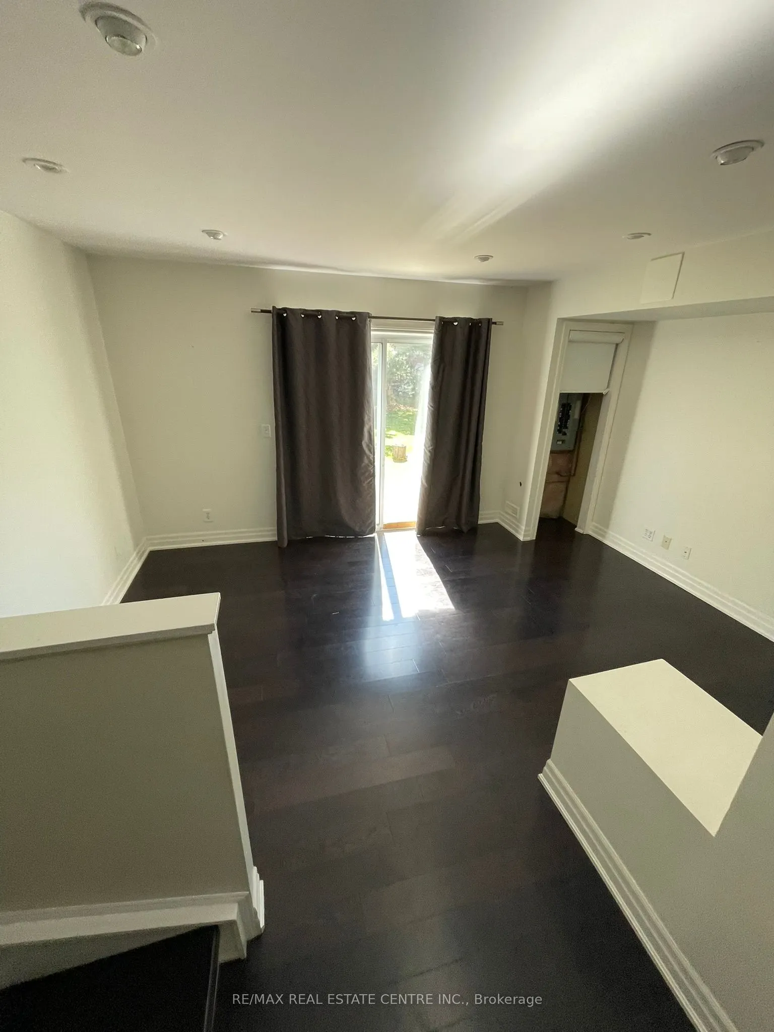 5030 Heatherleigh Avenue, #77