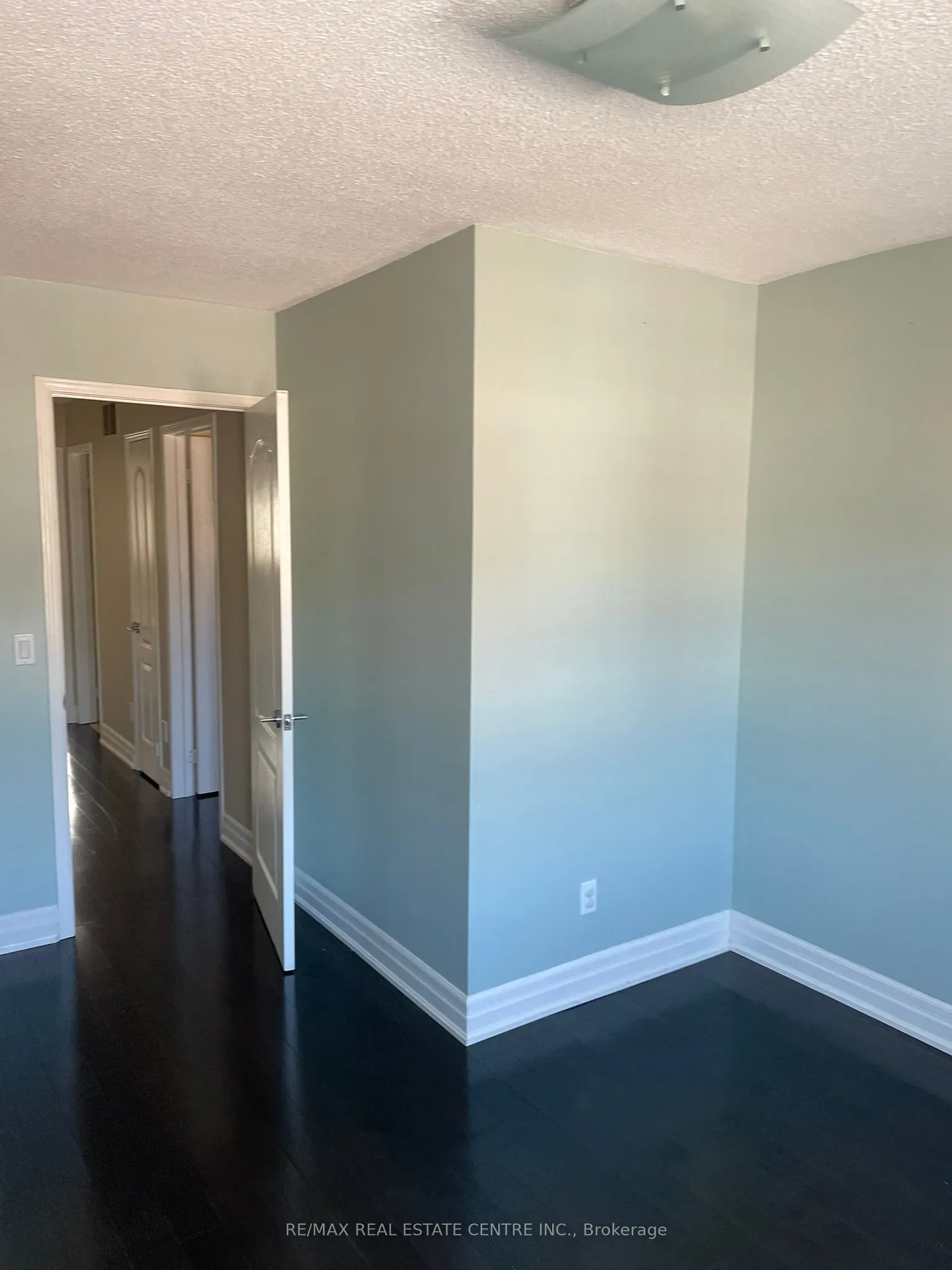 5030 Heatherleigh Avenue, #77