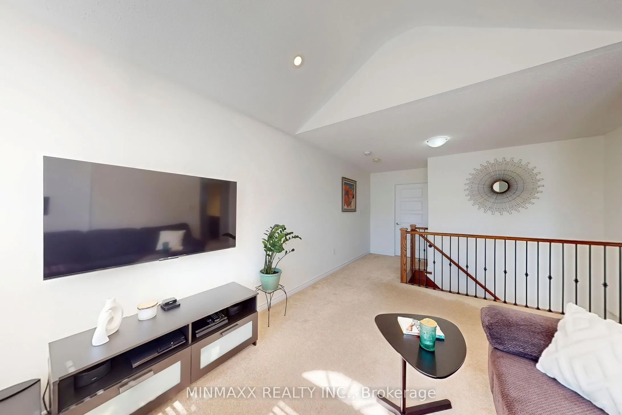 257 Hinton Terrace