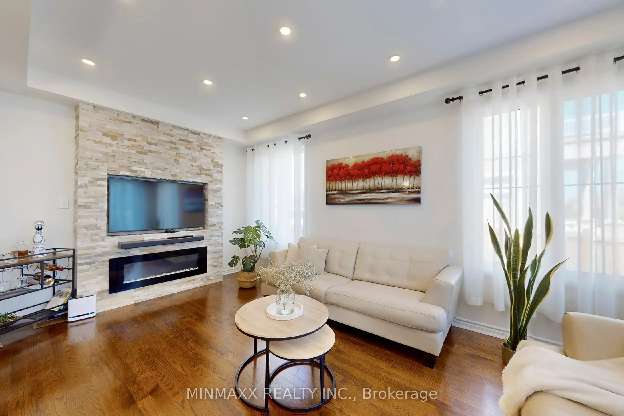 257 Hinton Terrace