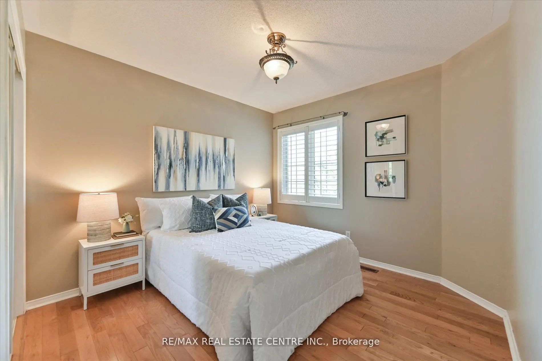 1091 Windbrook Grove