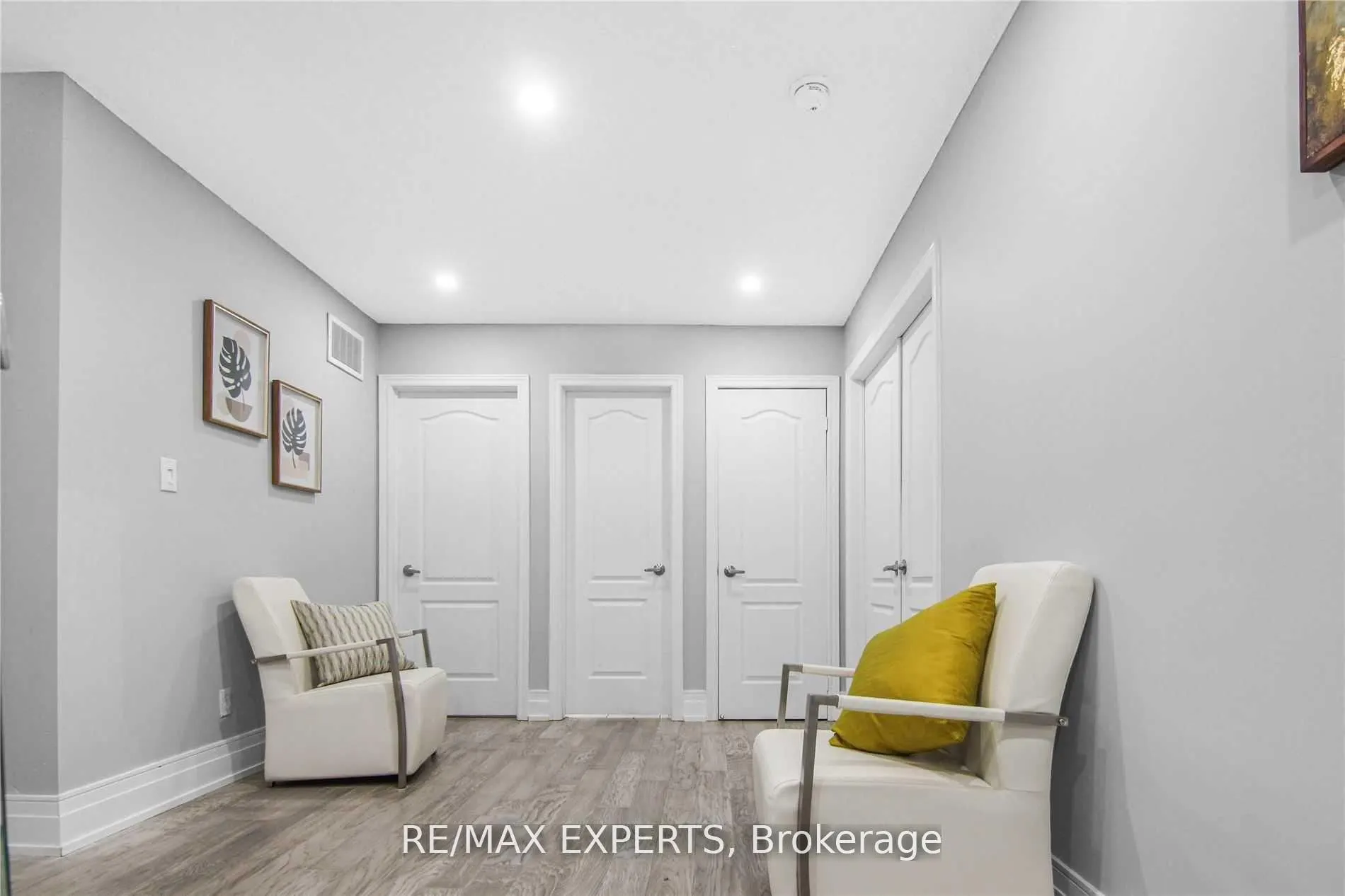 20 Delmonico Road