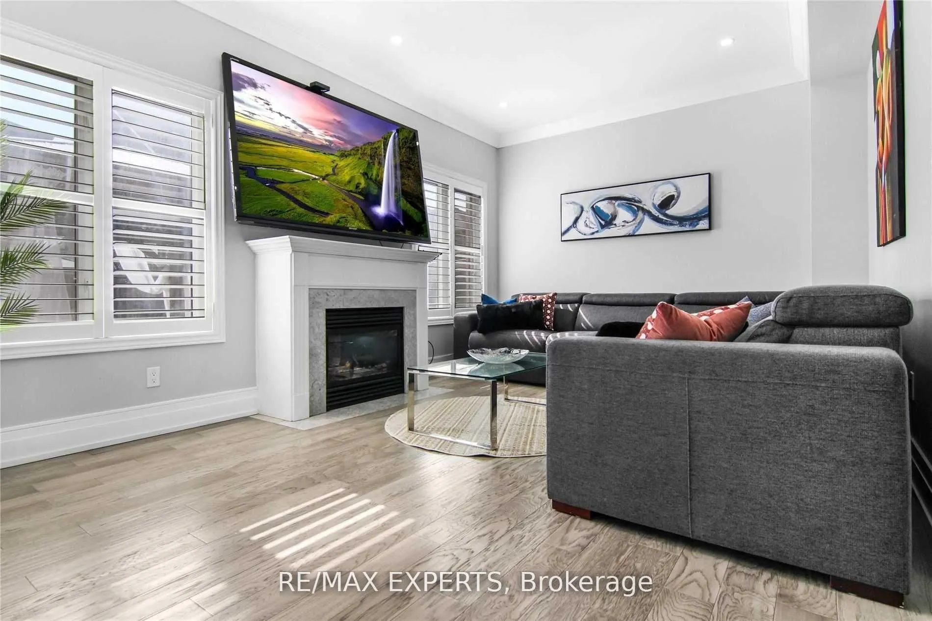 20 Delmonico Road