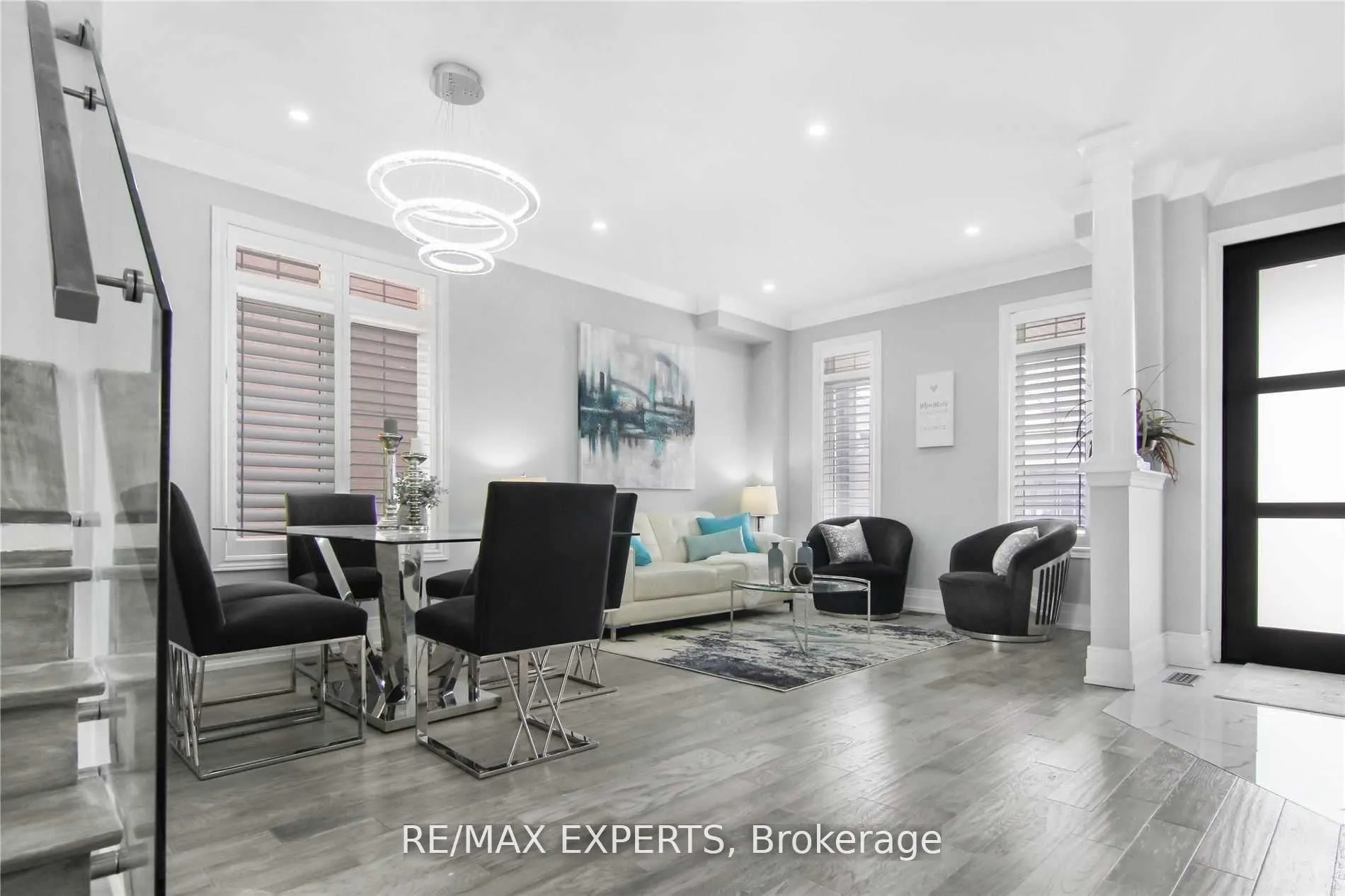 20 Delmonico Road