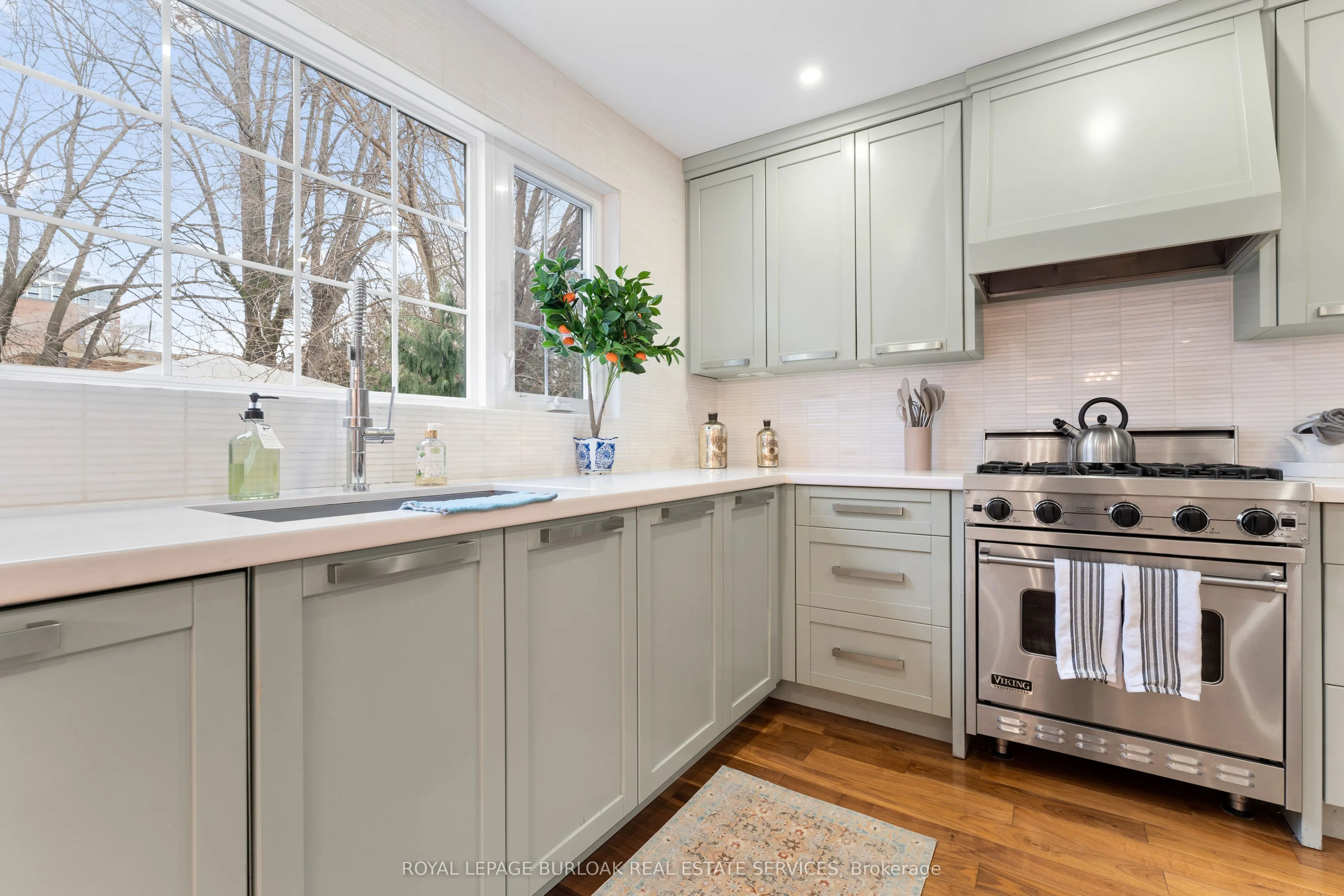 519 Regina Drive