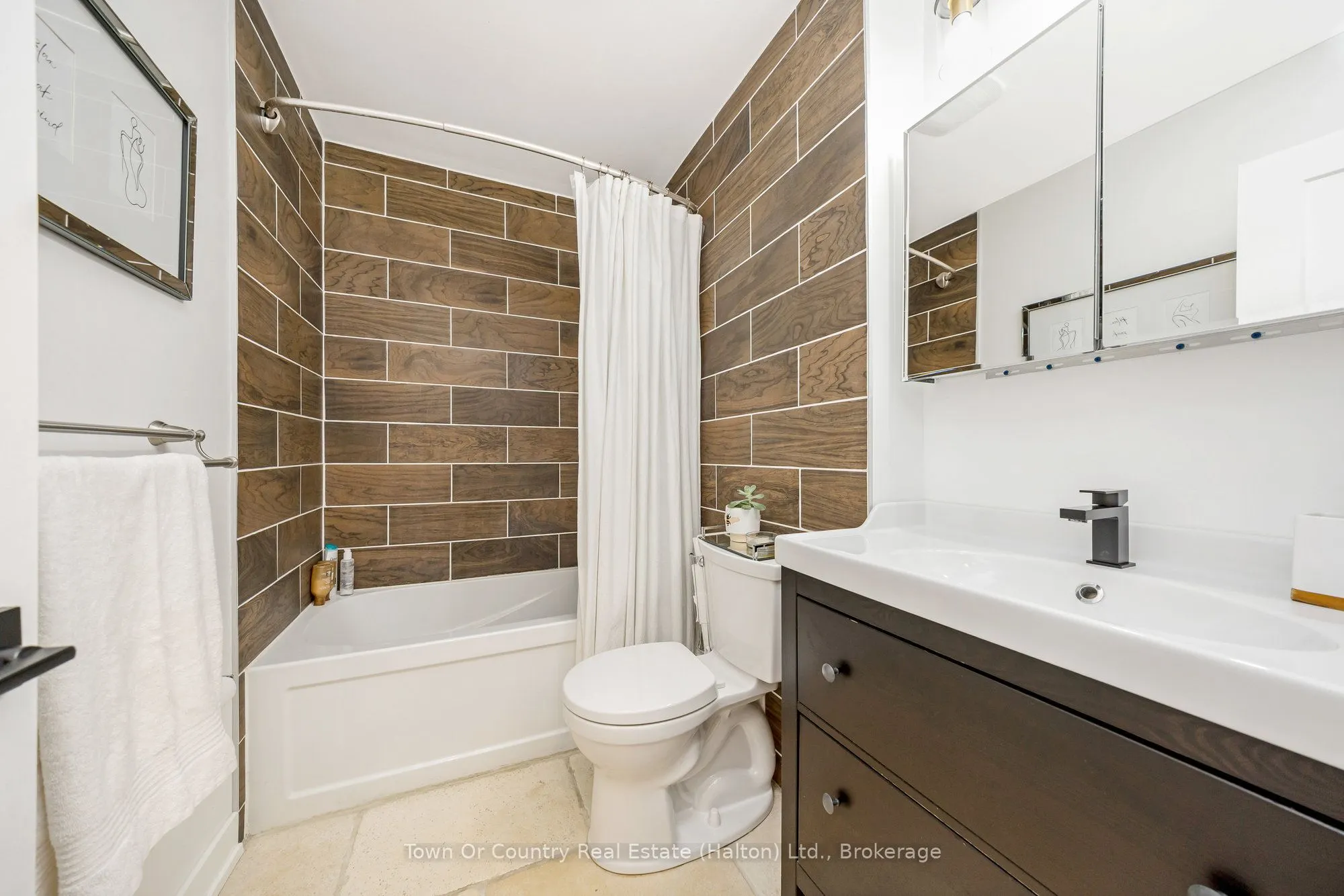 371 Bronte Street S, #86