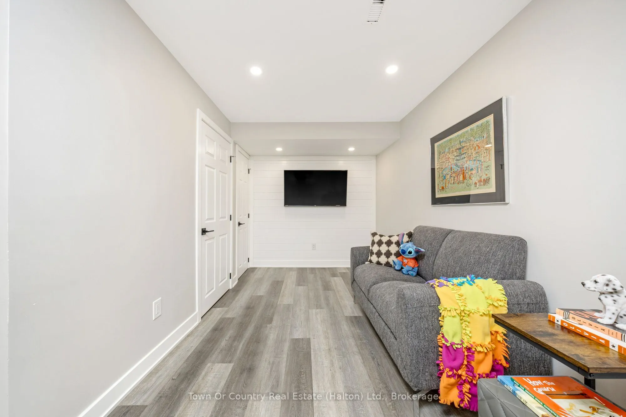 371 Bronte Street S, #86