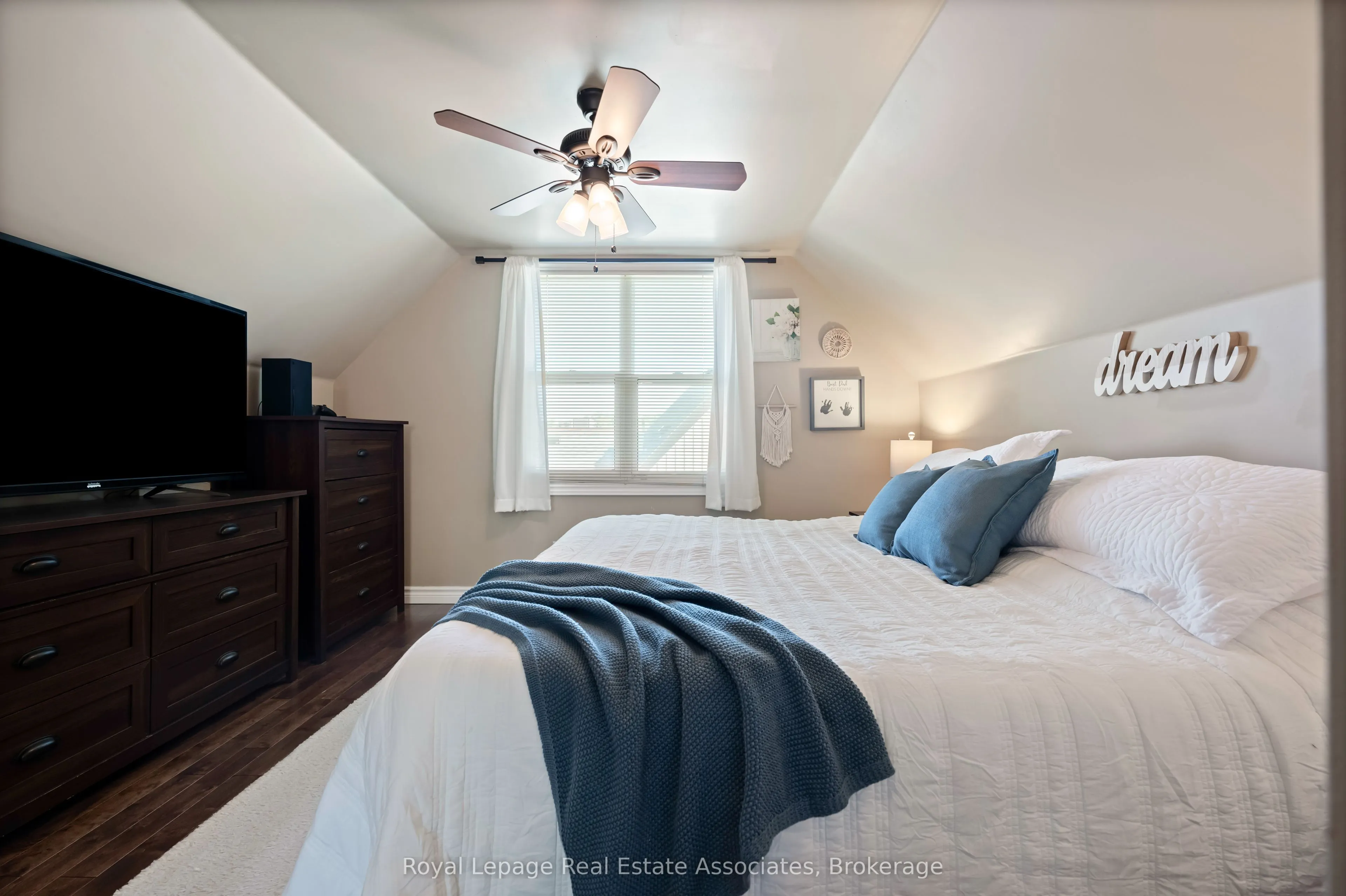 10 Normandy Boulevard