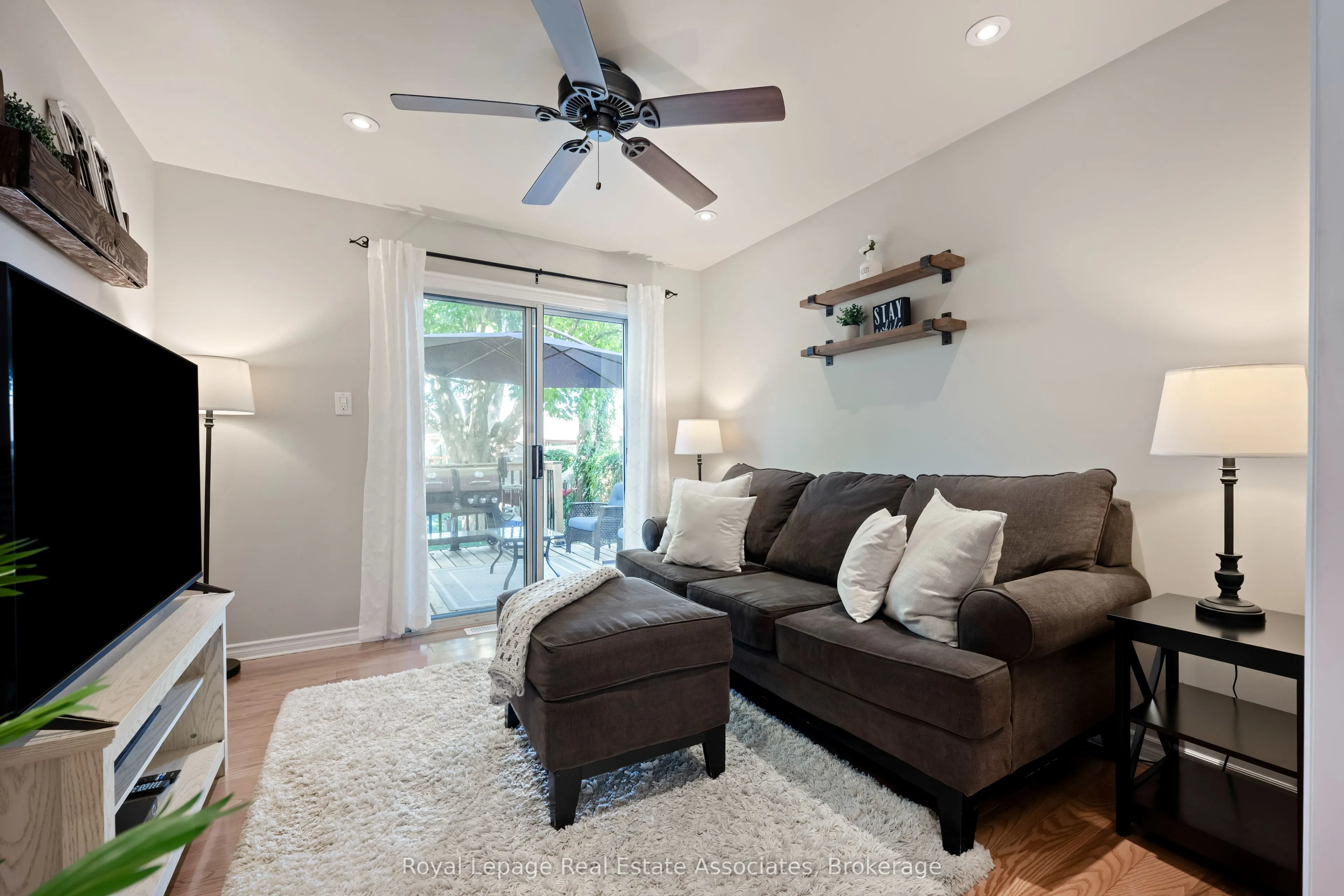 10 Normandy Boulevard