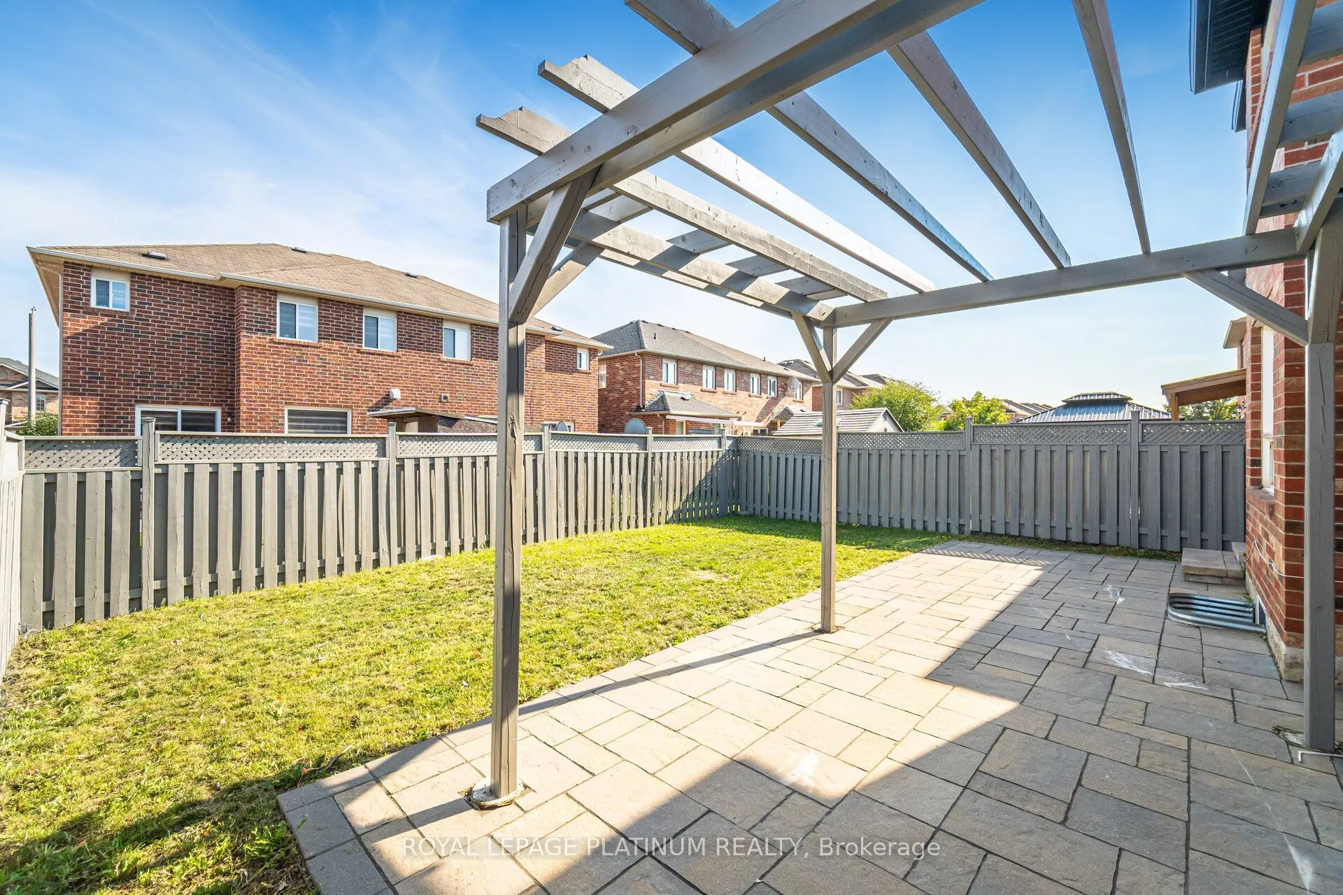 151 Luella Crescent