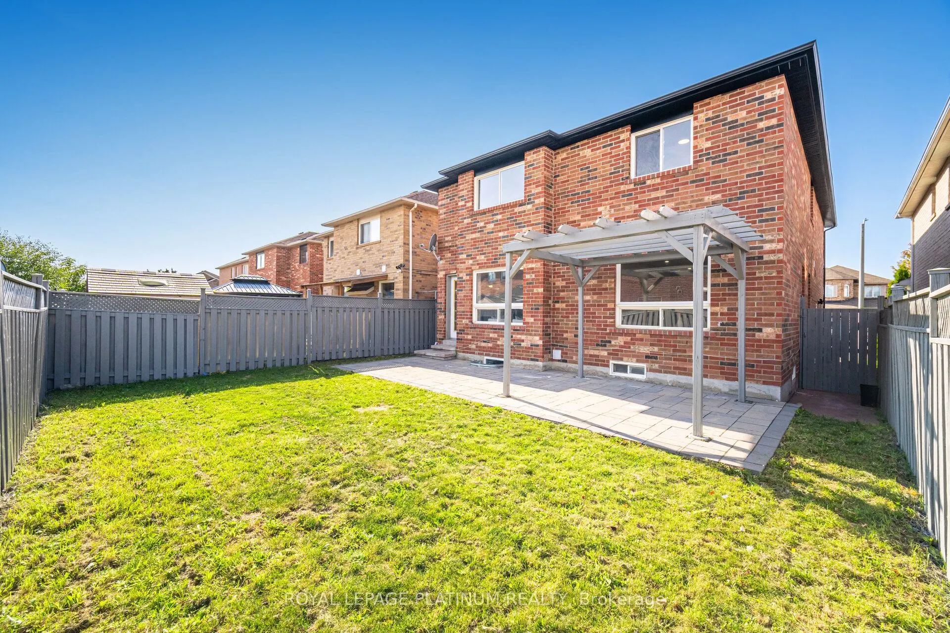 151 Luella Crescent