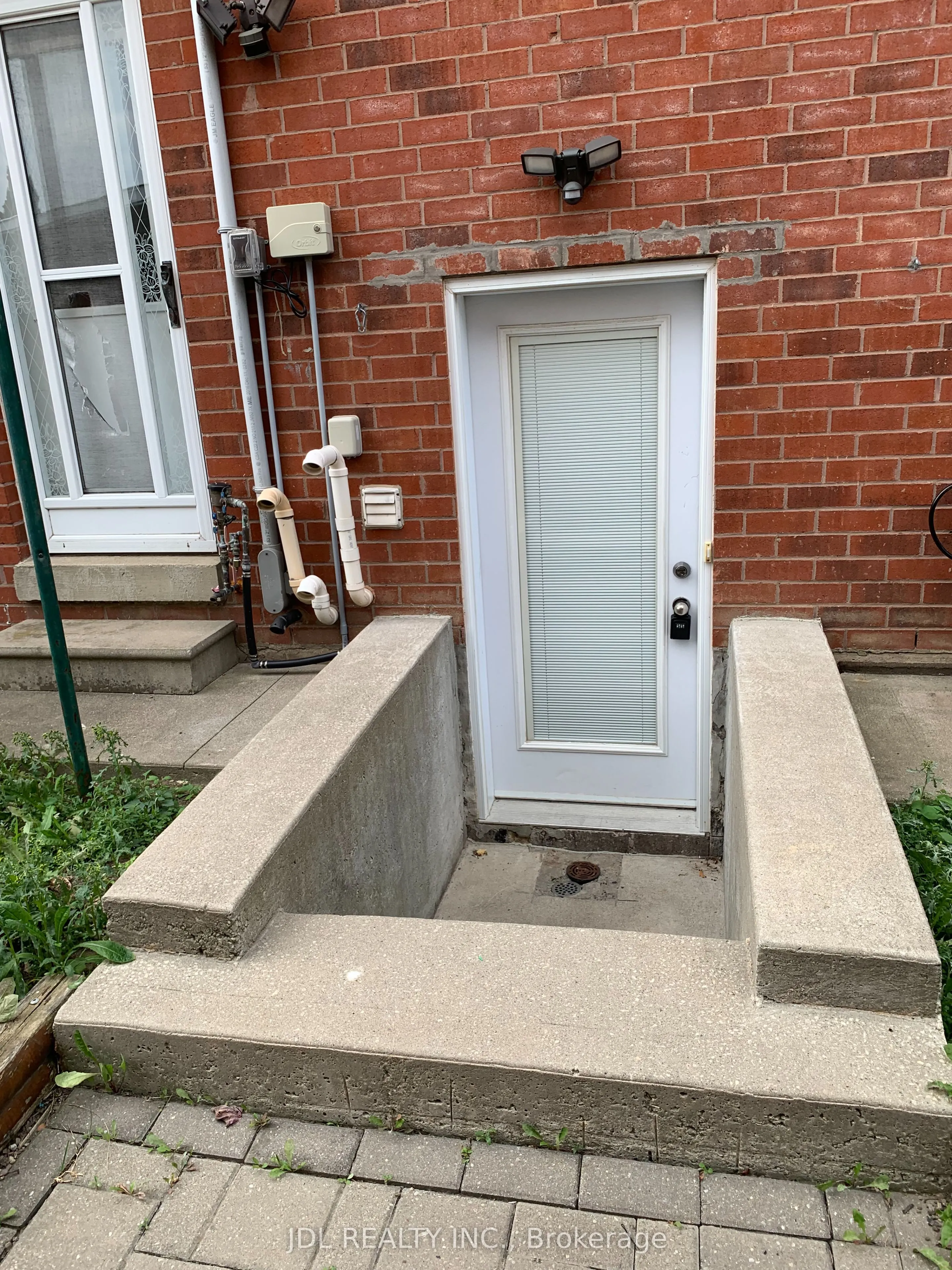 23 Millstone Drive
