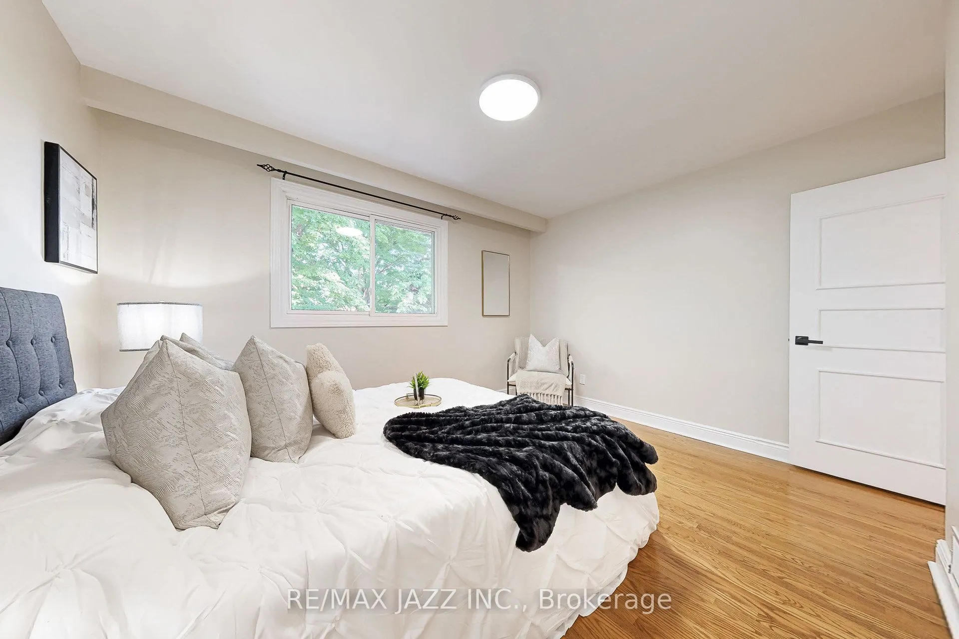 43 Kingsborough Crescent
