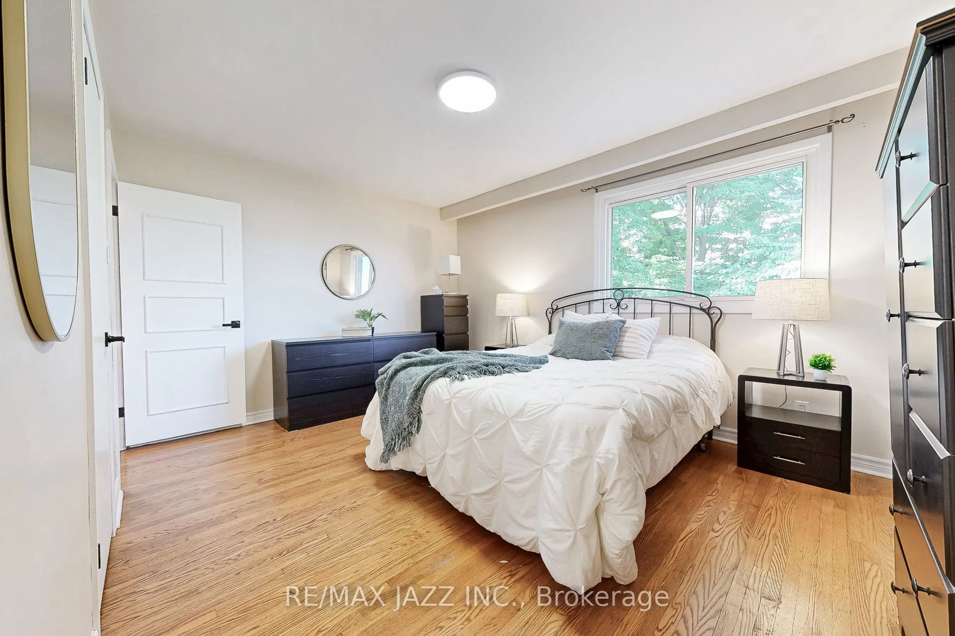 43 Kingsborough Crescent