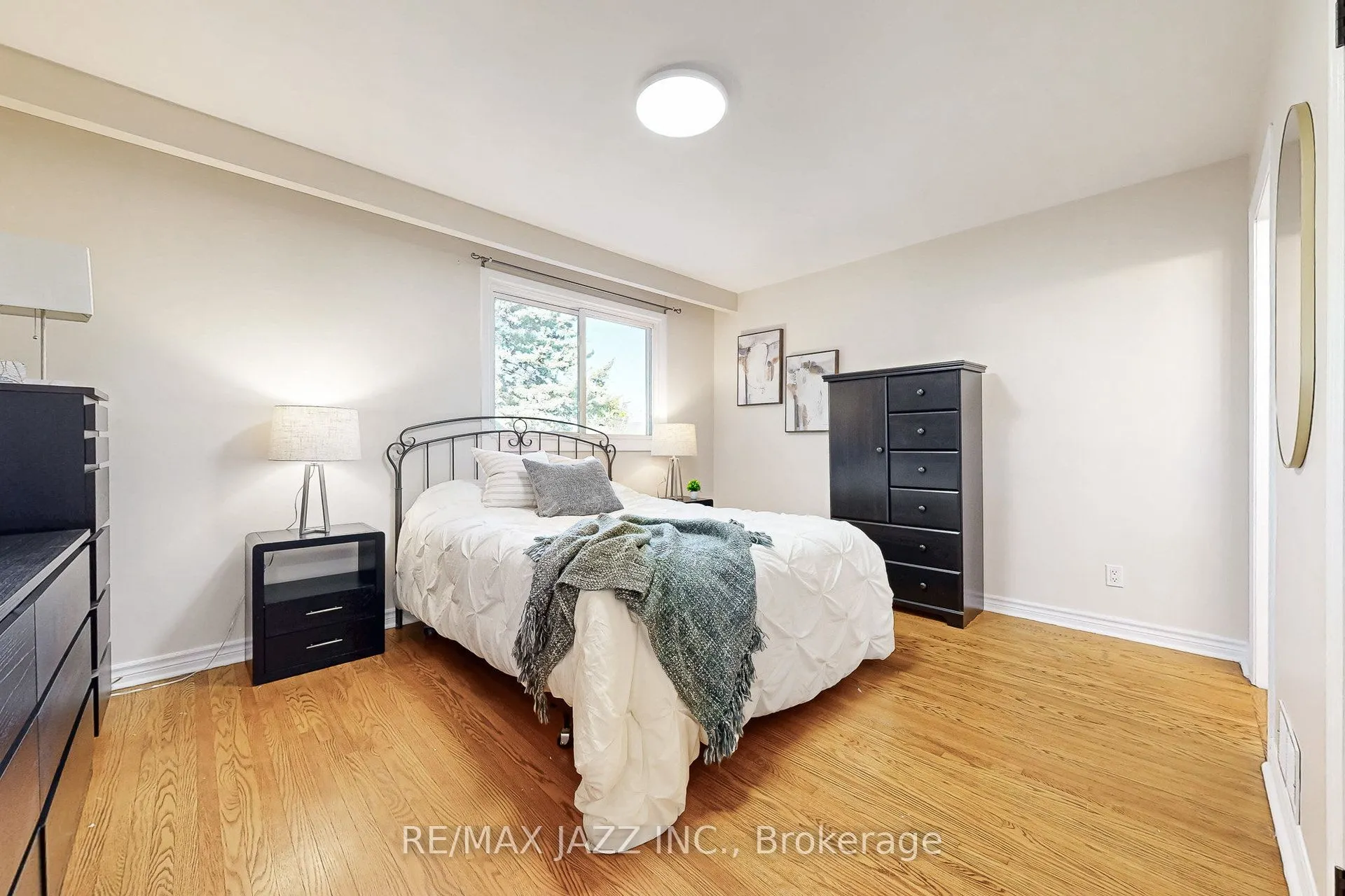 43 Kingsborough Crescent