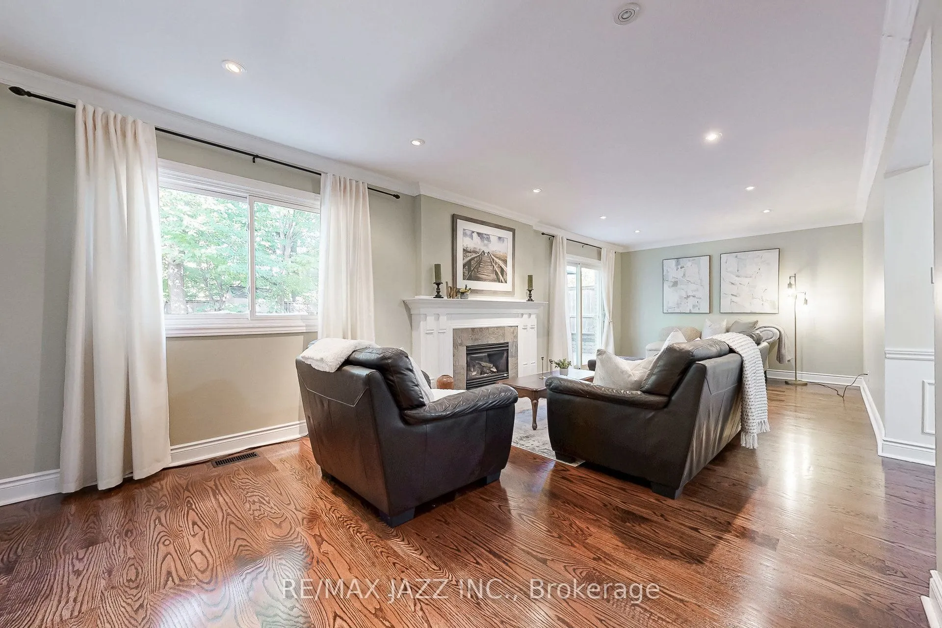 43 Kingsborough Crescent