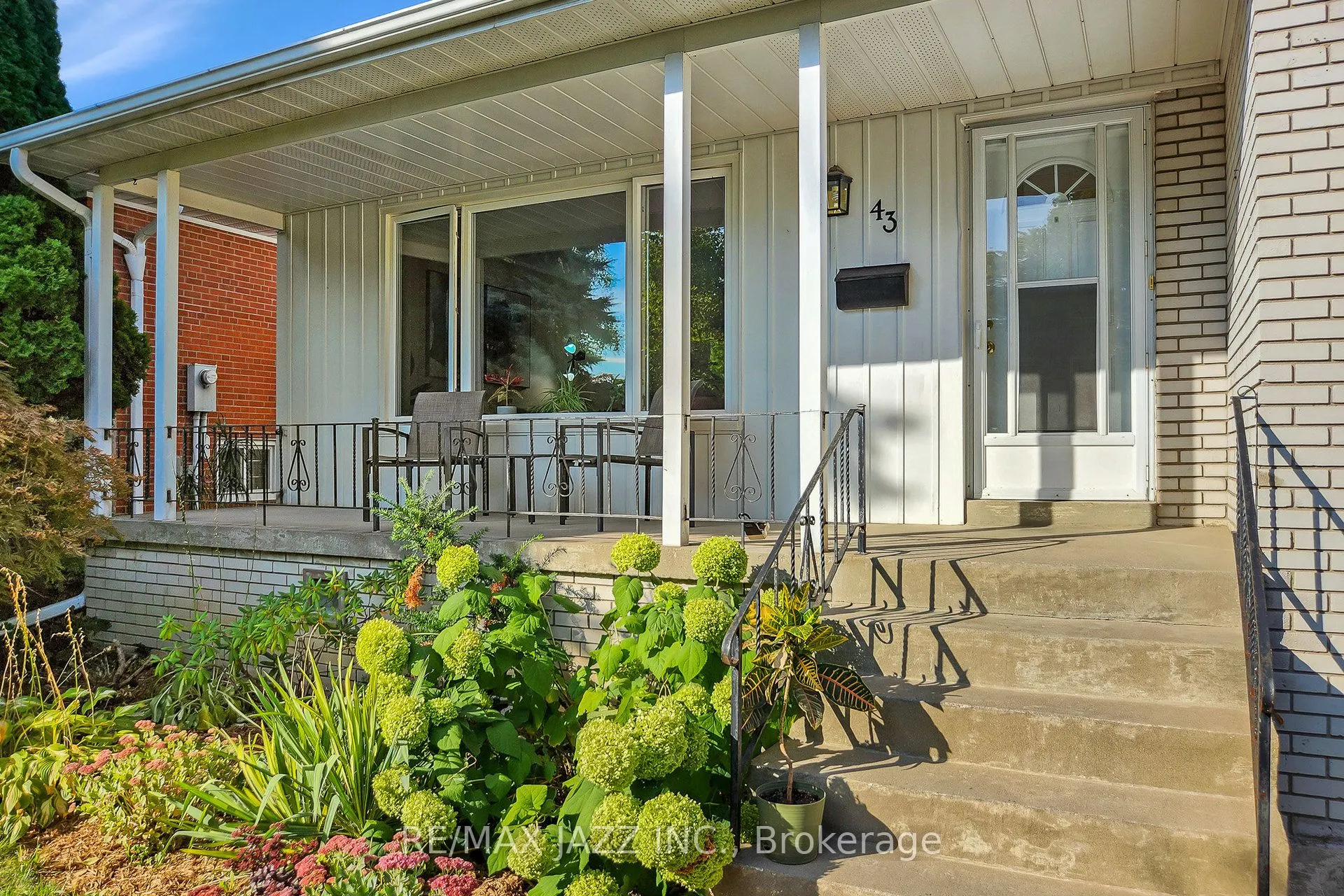 43 Kingsborough Crescent
