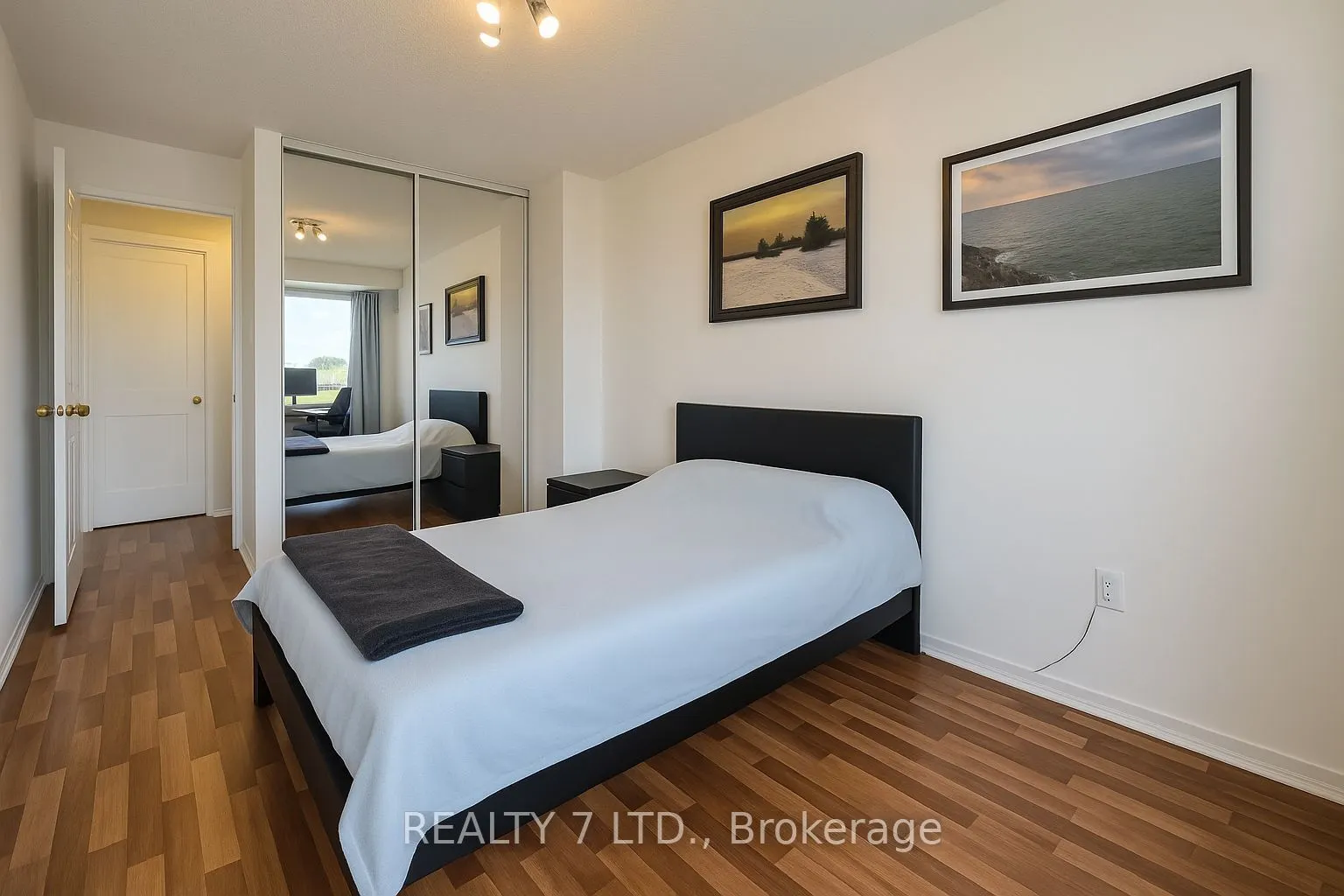 1270 Maple Crossing Boulevard, #412