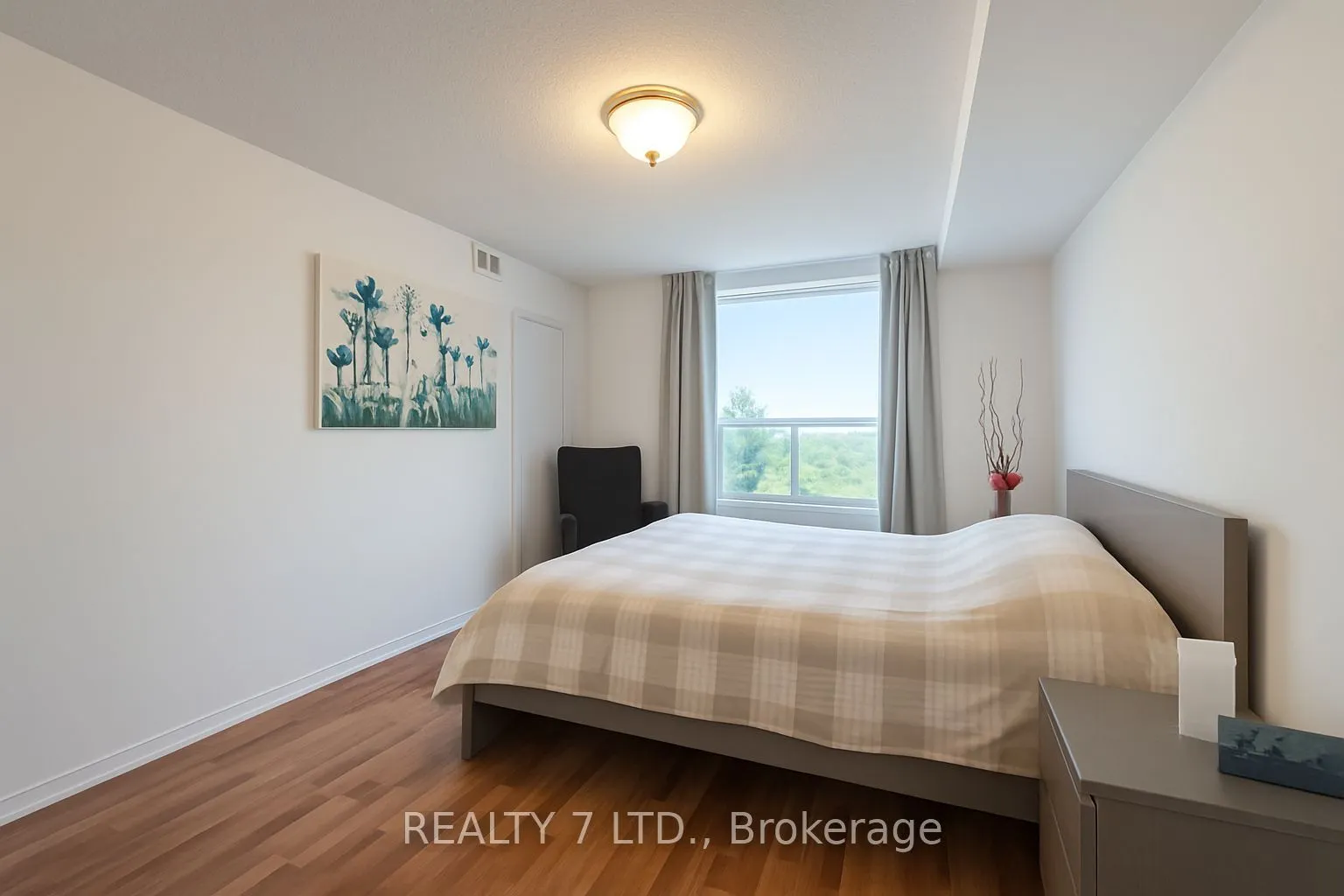 1270 Maple Crossing Boulevard, #412