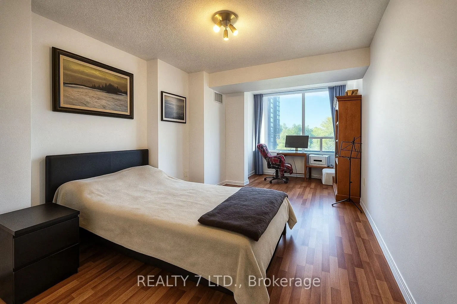 1270 Maple Crossing Boulevard, #412