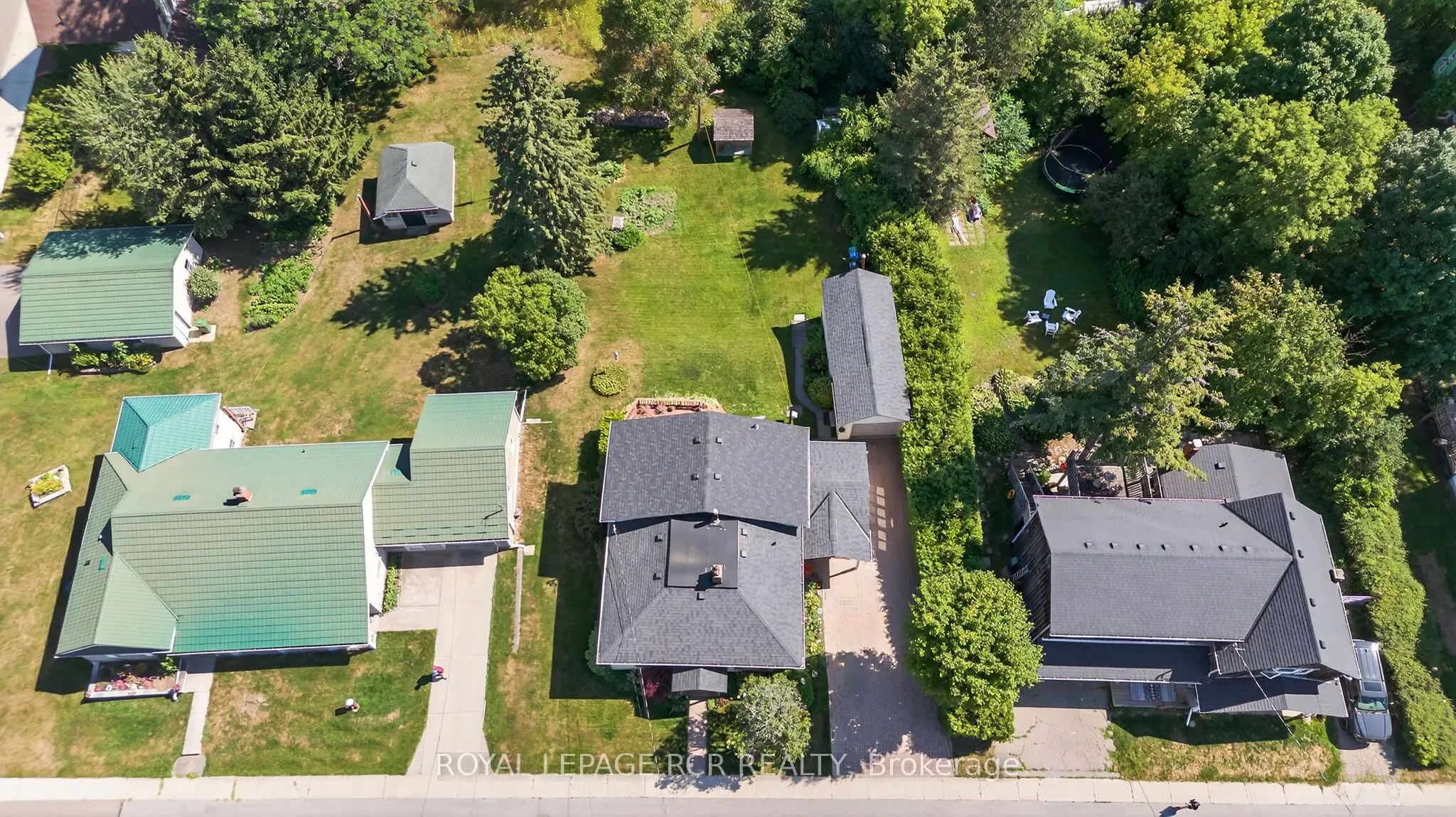 7 Wallace Avenue