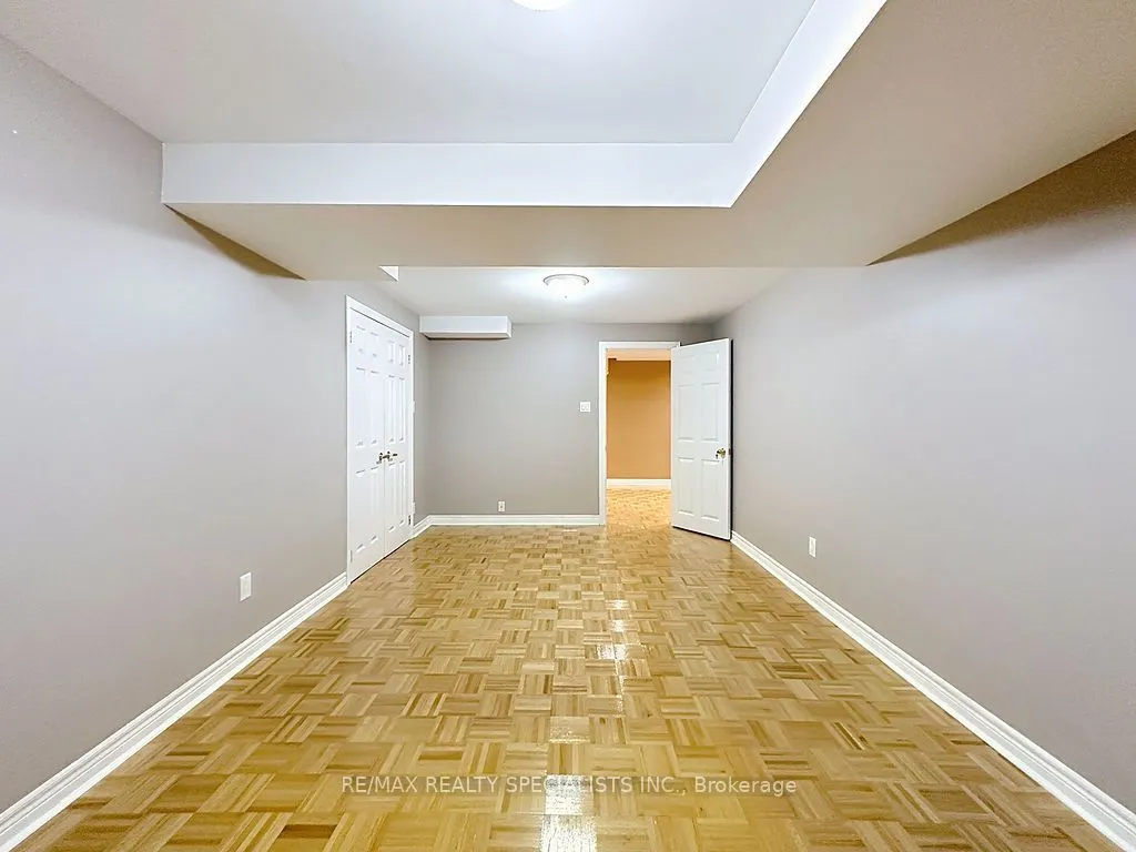 9 Siesta Court