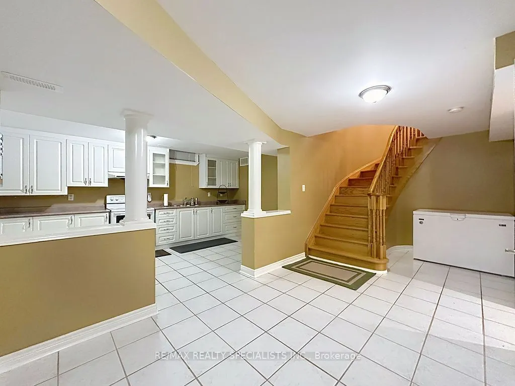 9 Siesta Court