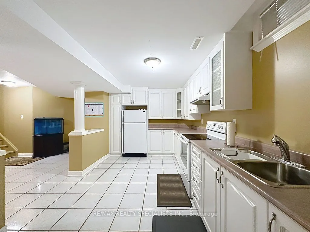 9 Siesta Court
