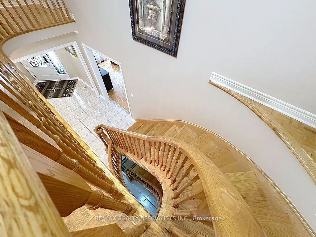 9 Siesta Court