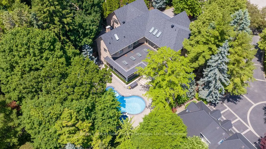 24 Raymar Place