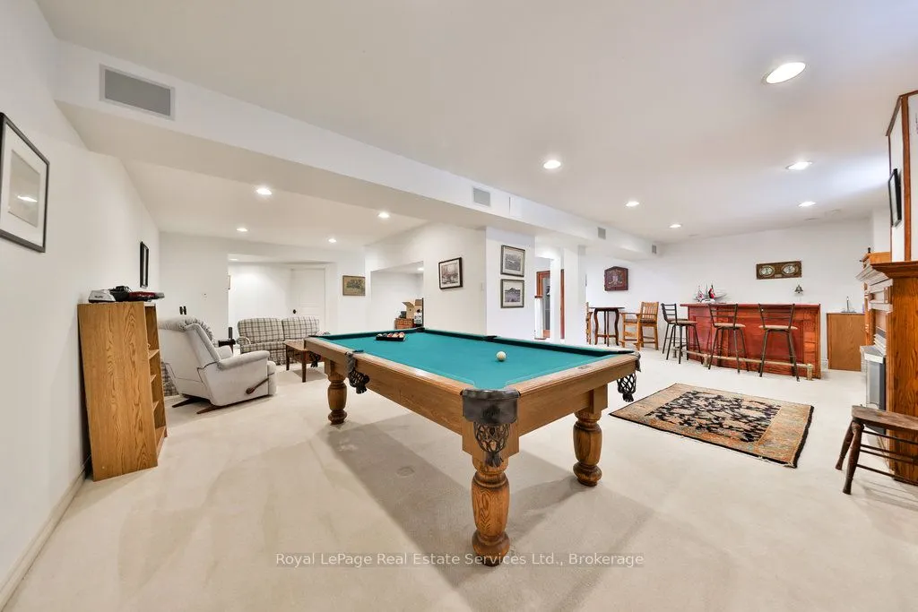 24 Raymar Place